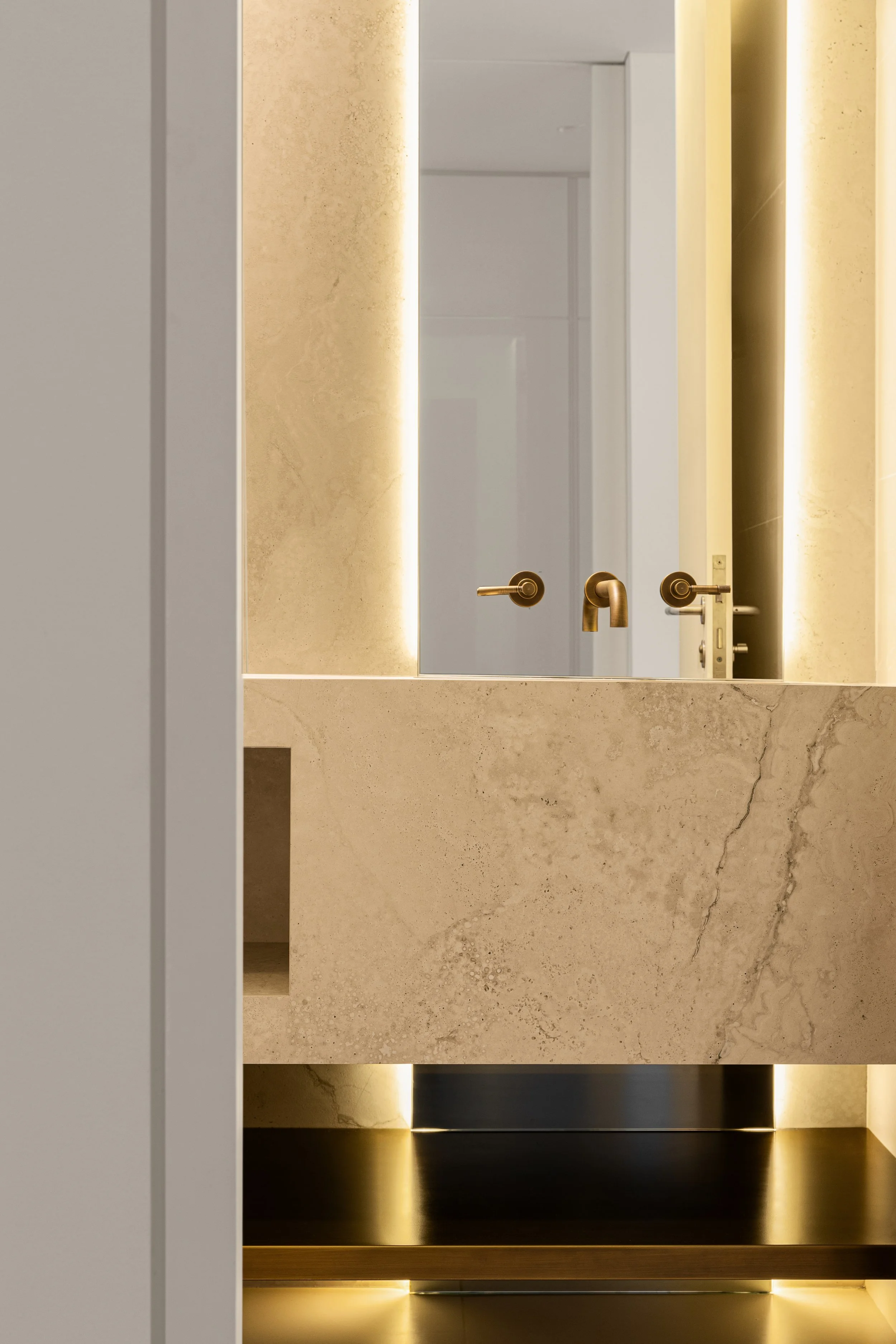 1R9A6525.jpg