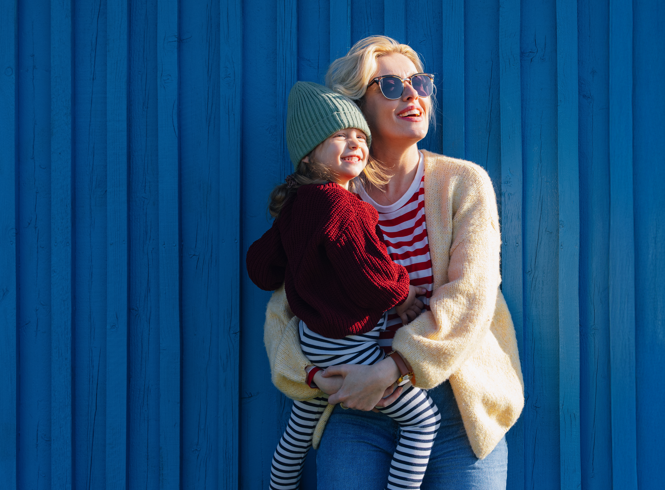 Independent education consultant working with visionary families and organisations to deliver forward-thinking solutions — navigating decisions and futures with clarity.