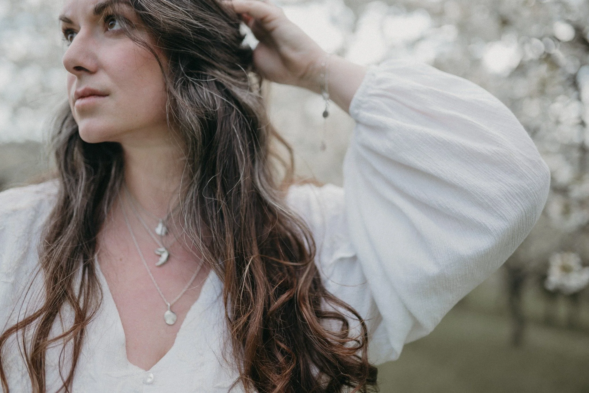 ✨ Ofici&aacute;lne spusten&eacute; ✨

Po mesiacoch ticha, tvorby, pochybnost&iacute; aj nekonečnej l&aacute;sky k detailom je to tu.

🖤 Wolf print Jewellery je konečne na svete.

Značka, ktor&aacute; vznikla z t&uacute;žby uchovať to najcennej&scaro