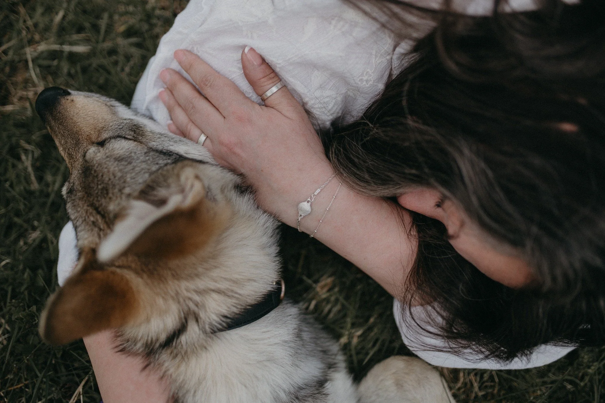 ✨ Ofici&aacute;lne spustenie Wolf print Jewellery ✨

S veľkou radosťou v&aacute;m predstavujem značku, ktor&aacute; vznikla z l&aacute;sky, spomienok a t&uacute;žby uchovať to najcennej&scaron;ie&hellip;
🖤 Wolf print Jewellery je ofici&aacute;lne na