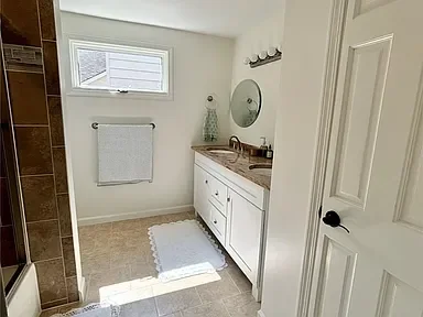 6035 Whitegate Xing-17.webp