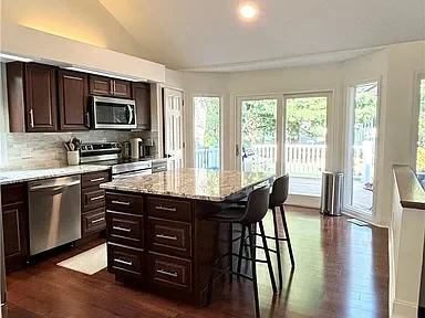 6035 Whitegate Xing-7.webp