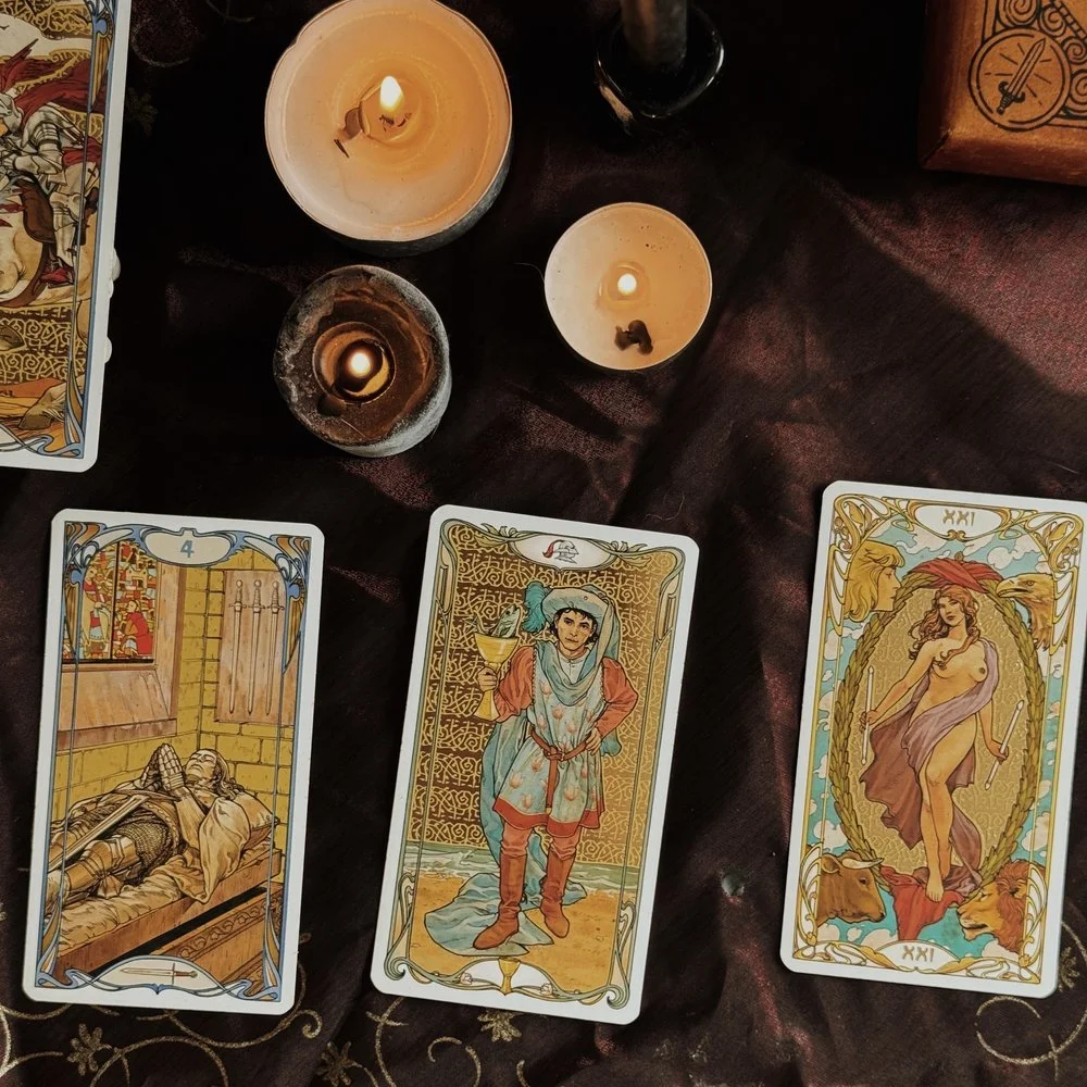 Building intuitive Tarot spreads