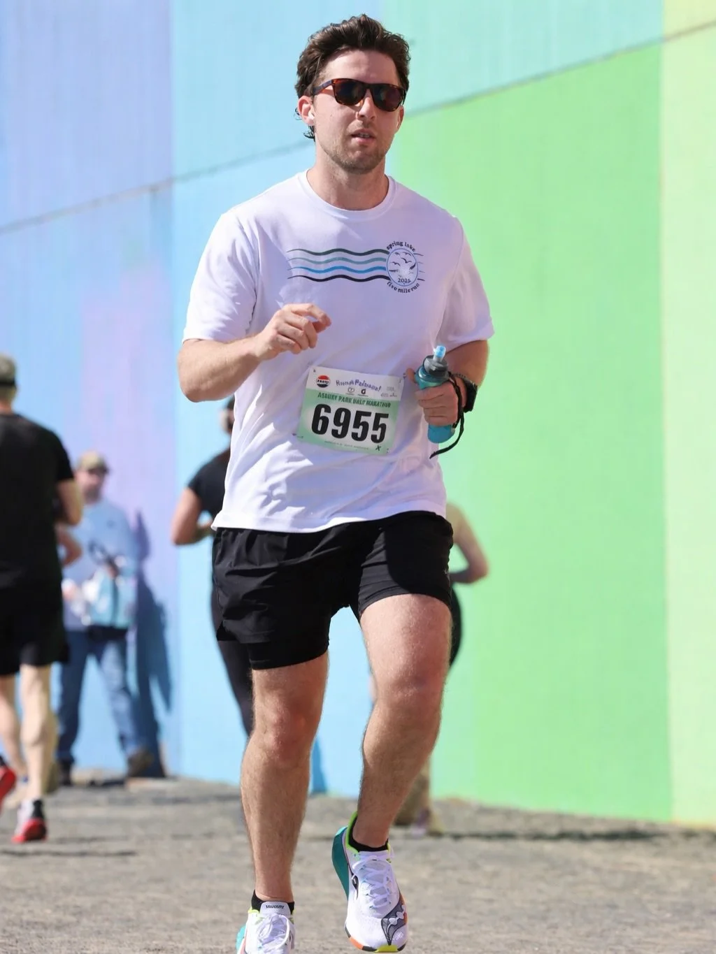 Sub-2 (buzzer beater) and a Half Marathon PR

Another @runapalooza in the books ✅