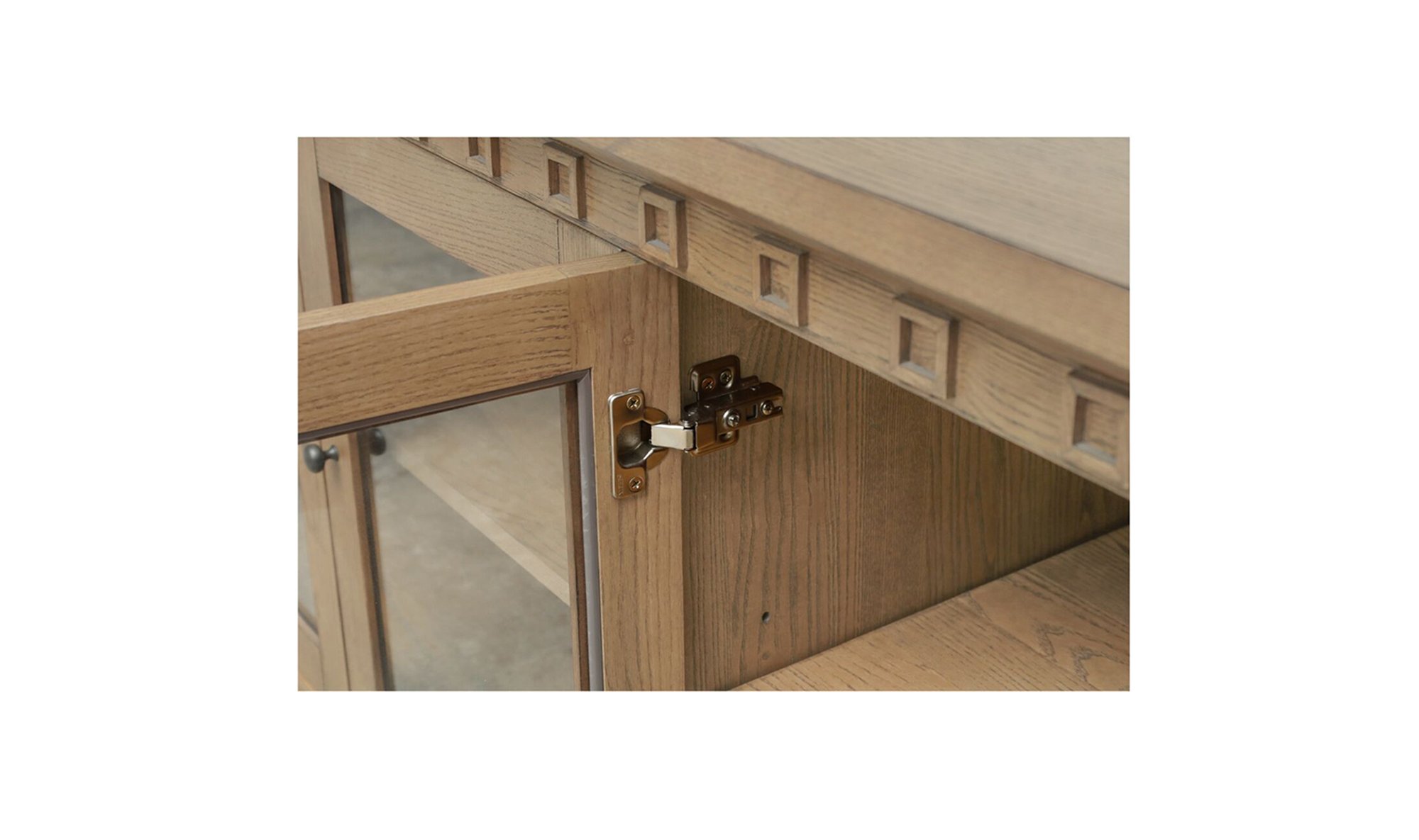 Muskoka Modern - DR side board_0011_829945.jpg.jpg