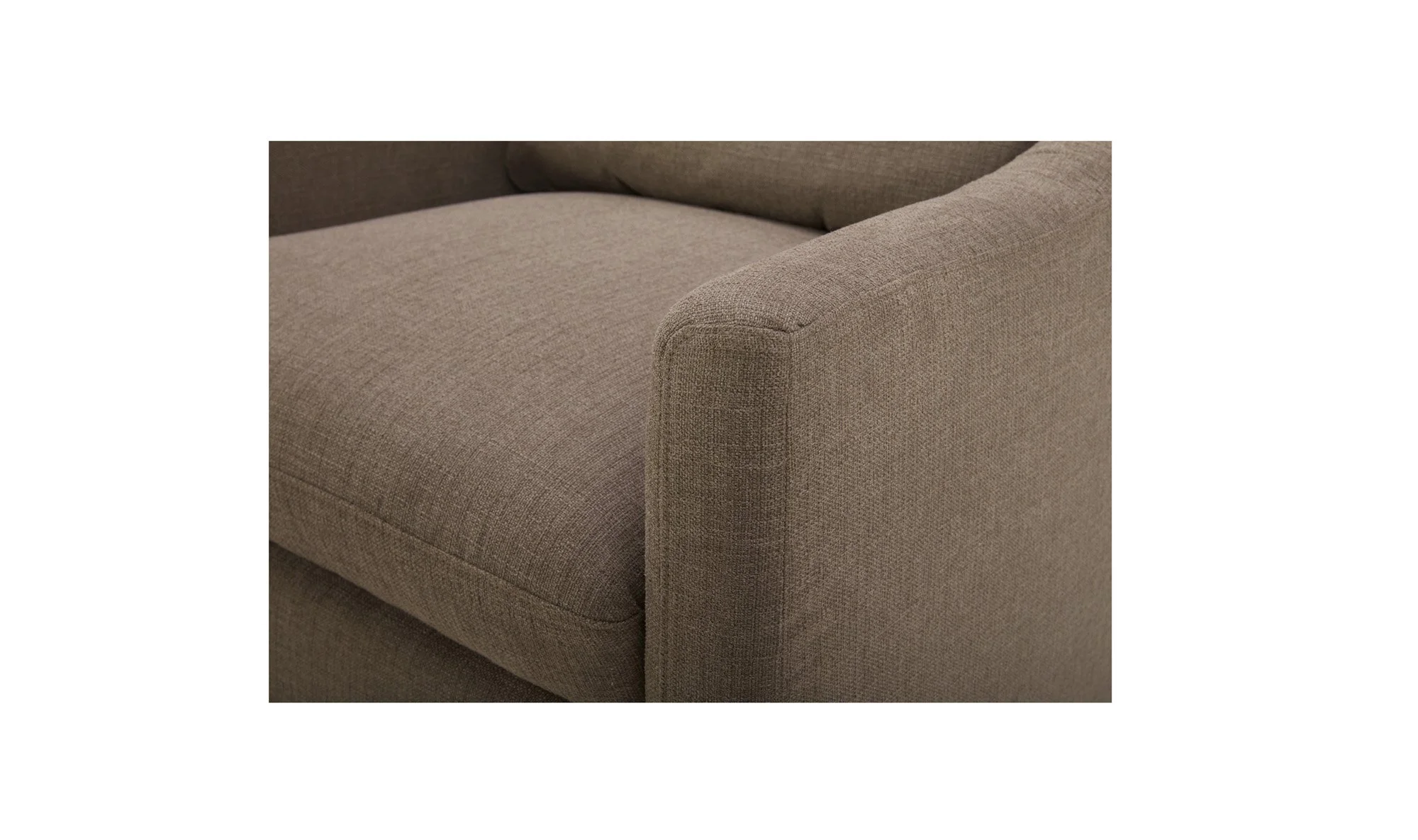 Highlands Farmhouse - LR Armchair_0003_710219.jpg.jpg