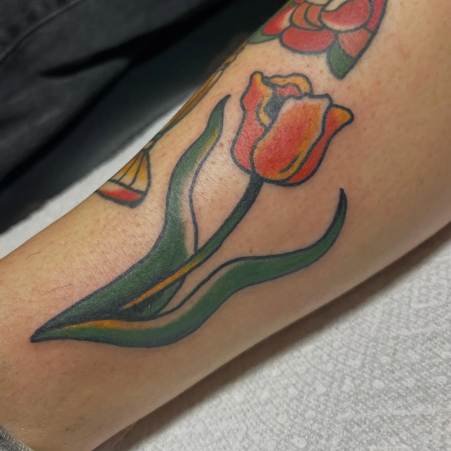 DM to book with me. Flash or custom. All styles welcome. 🤗