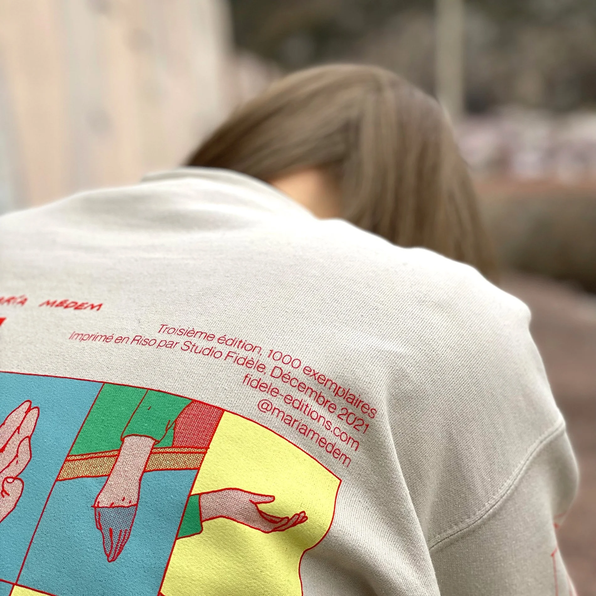 Sérigraphie sur sweat — Atelier A+ — Studio Fidèle — Mariam Medem — Echos / vue de dos détail