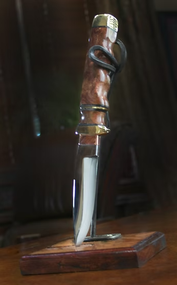 The Gentleman's Knife