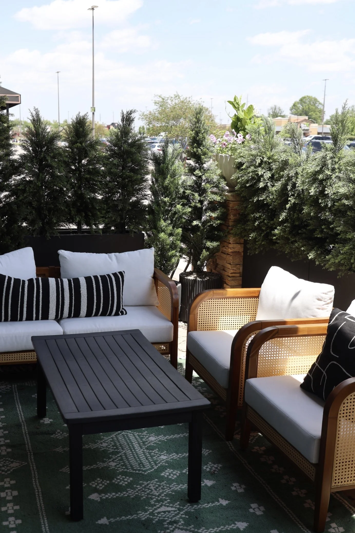 Front patio lounge