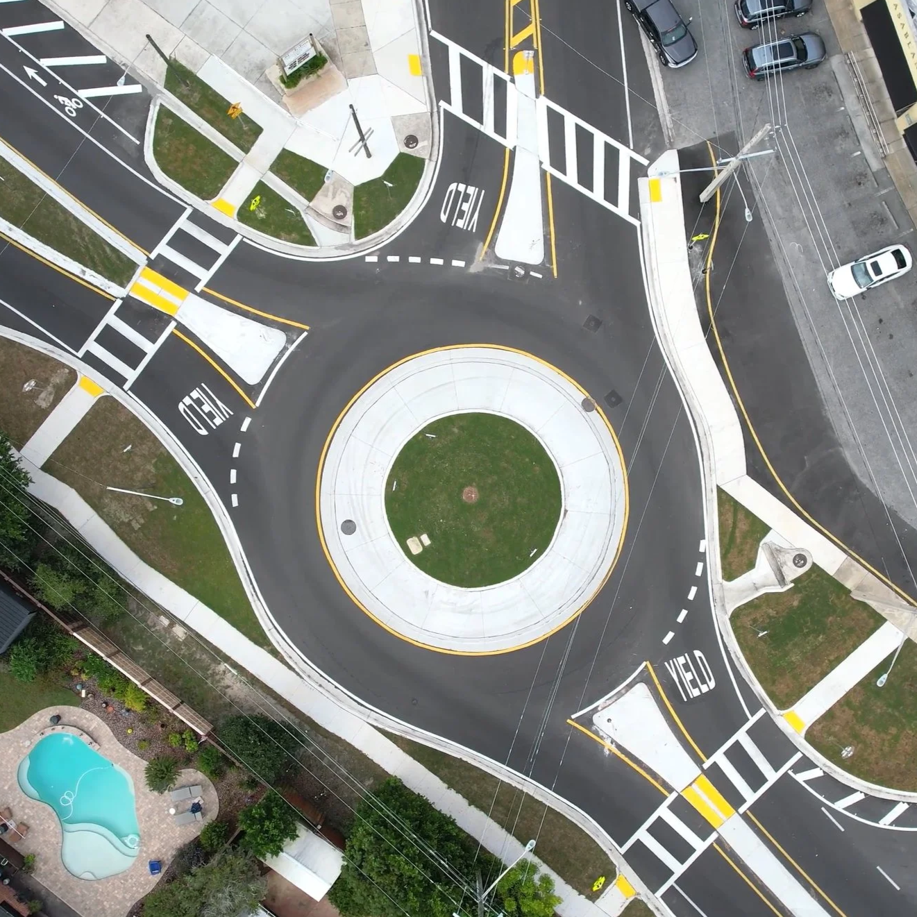 St. Johns Roundabout 
Jacksonville, FL