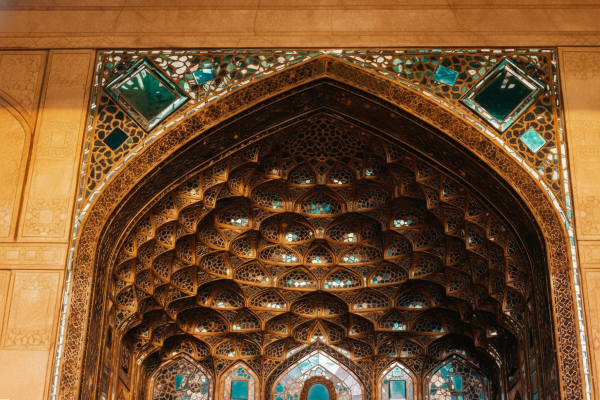 Isfahan Chehel Sotoun palace 17.png