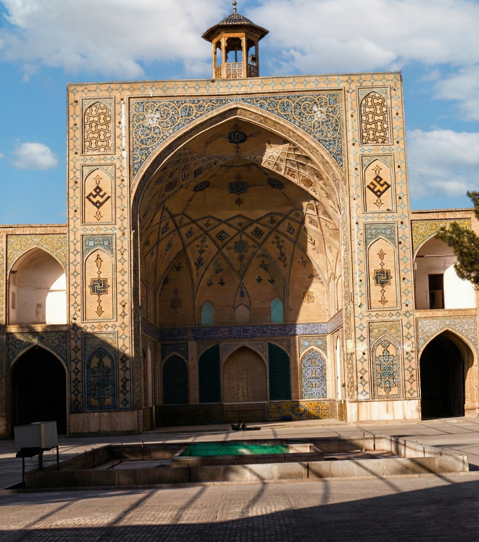 Shiraz -Shah Cheragh-5.png