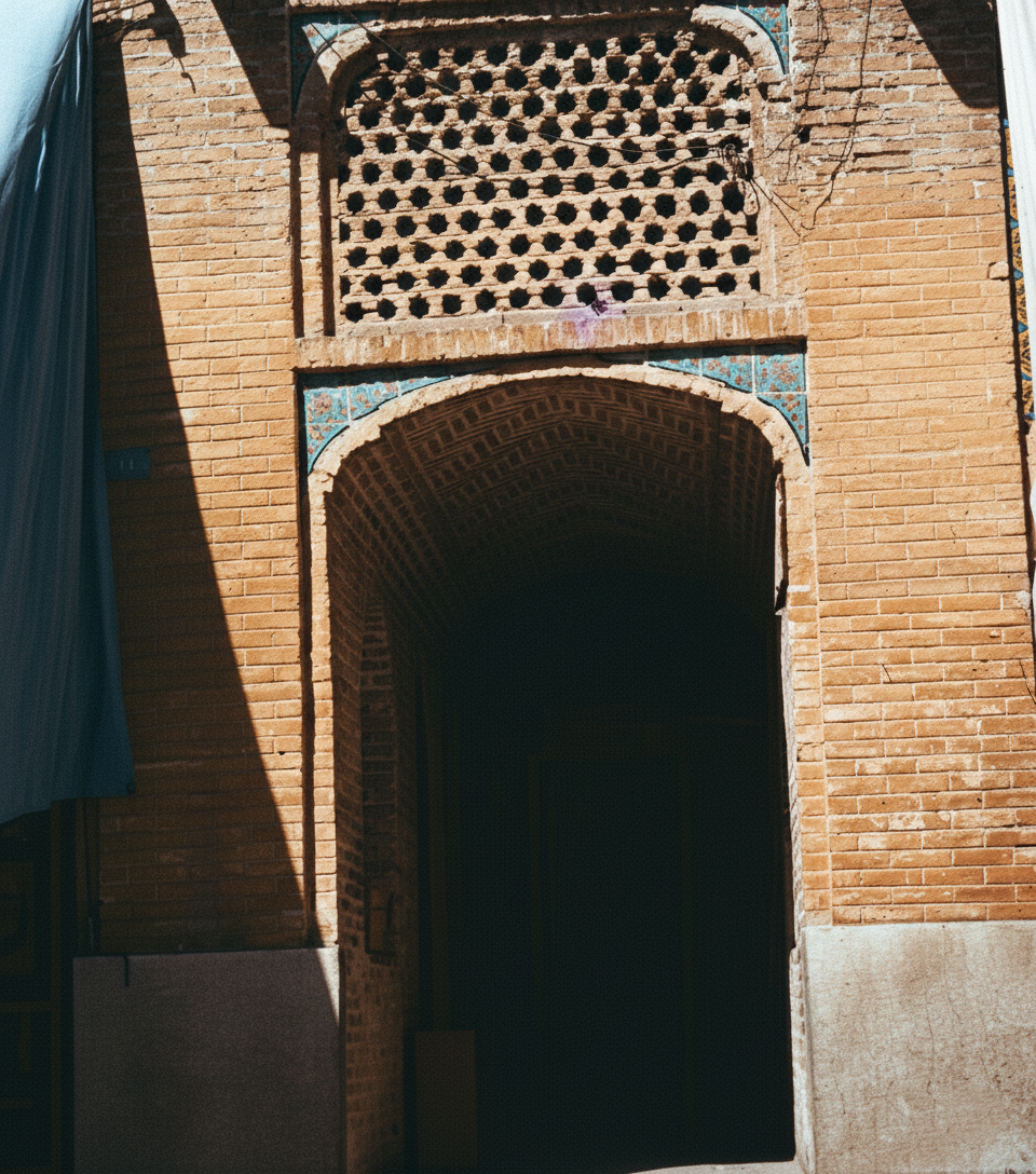 Shiraz Bazzar -20.png