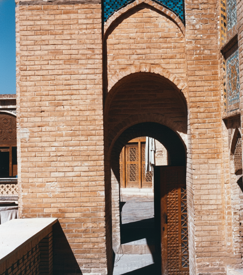 Shiraz Bazzar -12.png