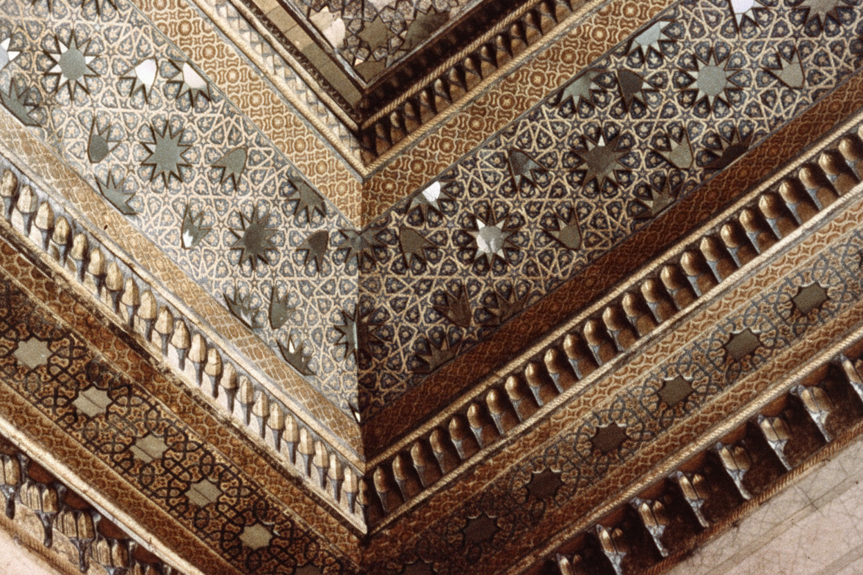Isfahan Chehel Sotoun palace 16.png