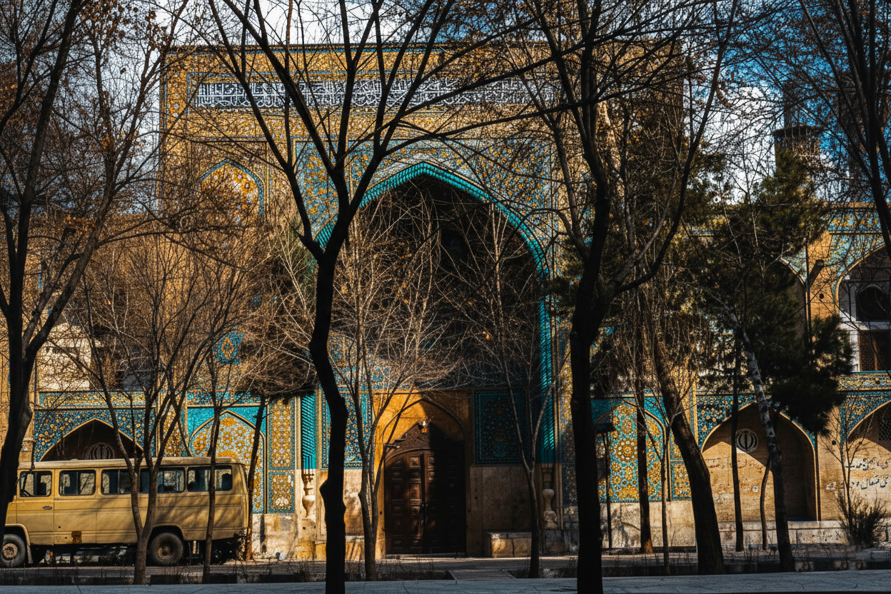 Isfahan  Chahar Bagh School 6.png