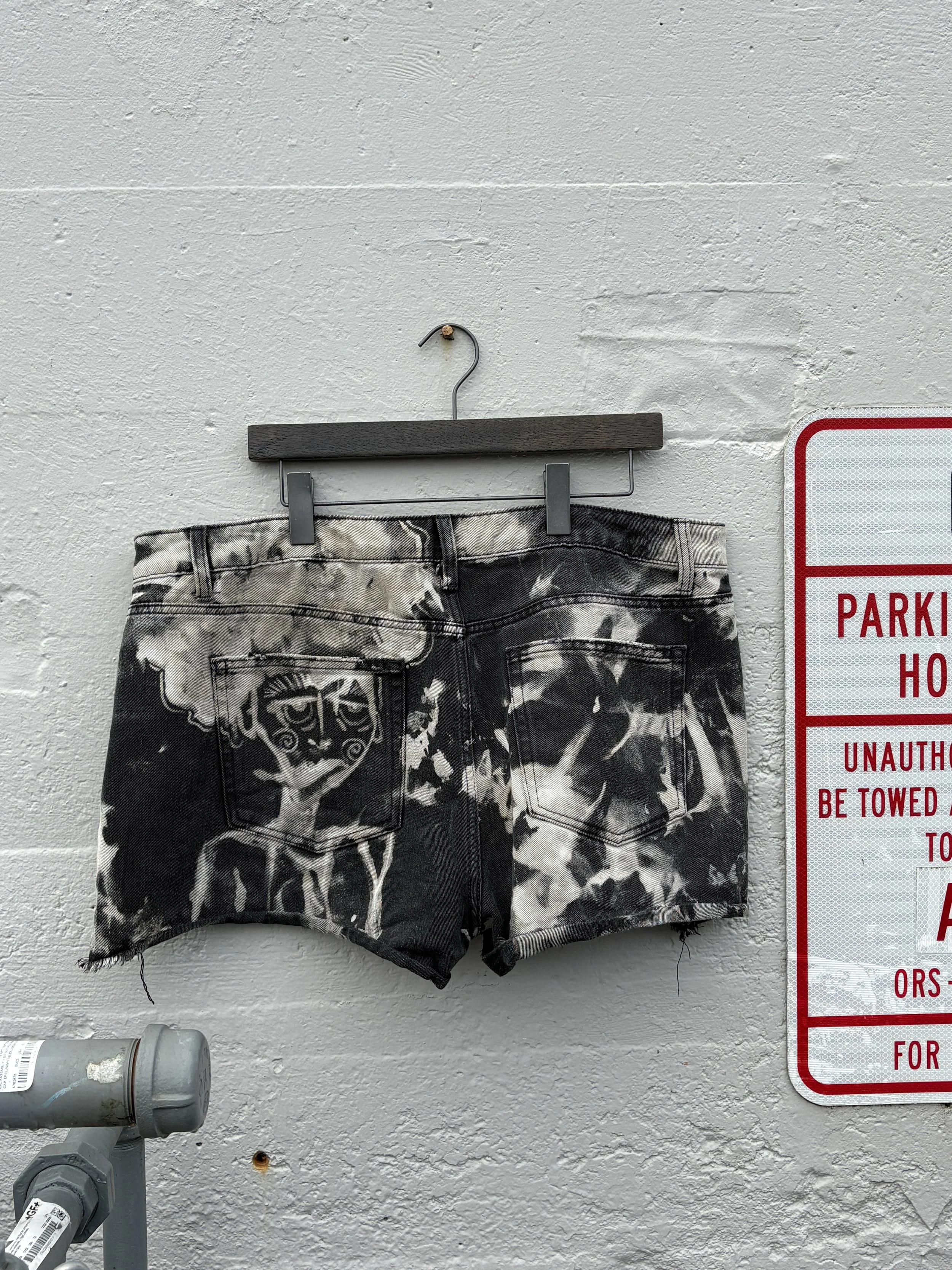 ‘Cafe Smoke’ Bleached Shorts