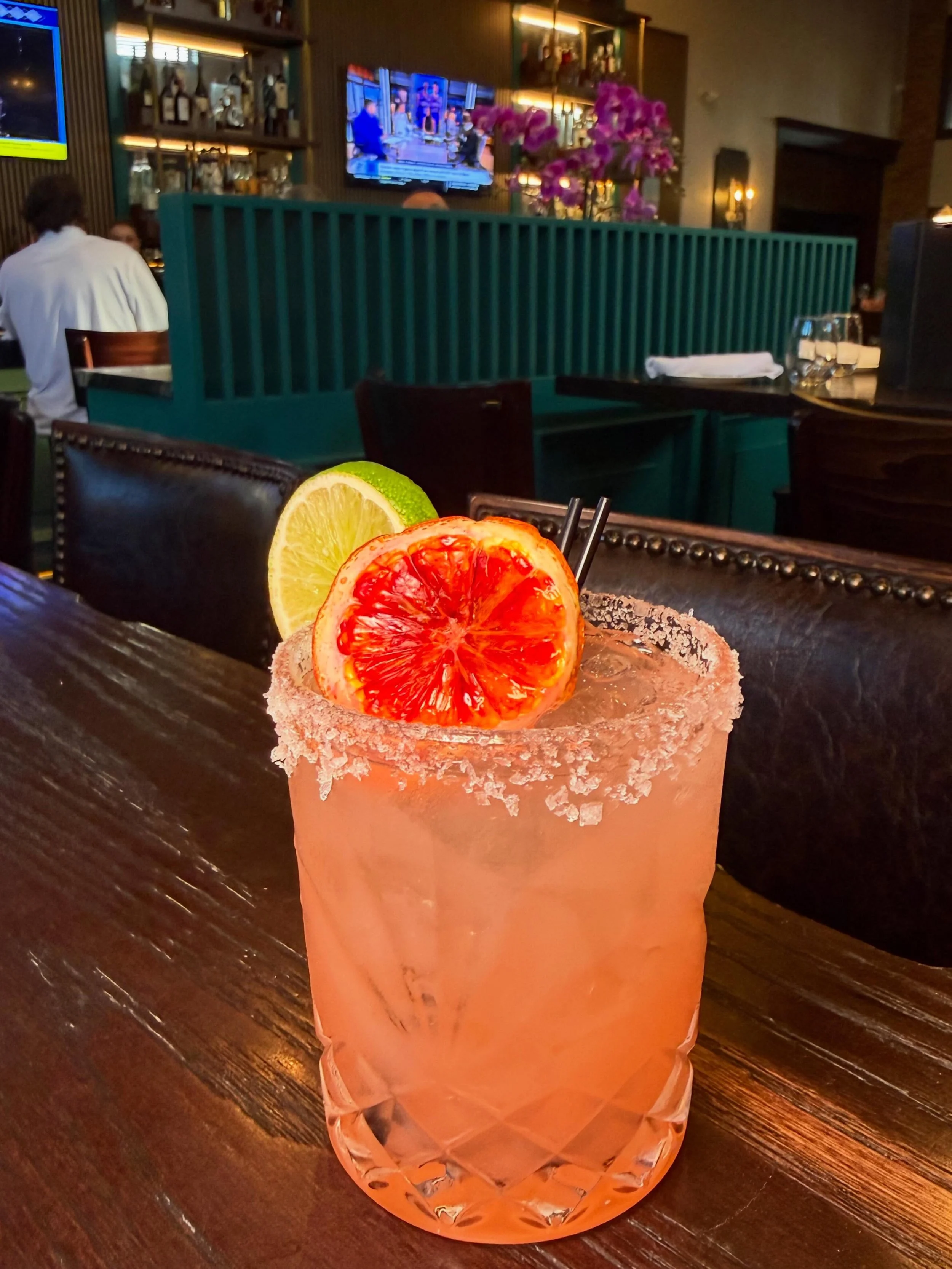 TGIF! Come kick off the weekend with our refreshing blood orange margarita!🍊🍋&zwj;🟩