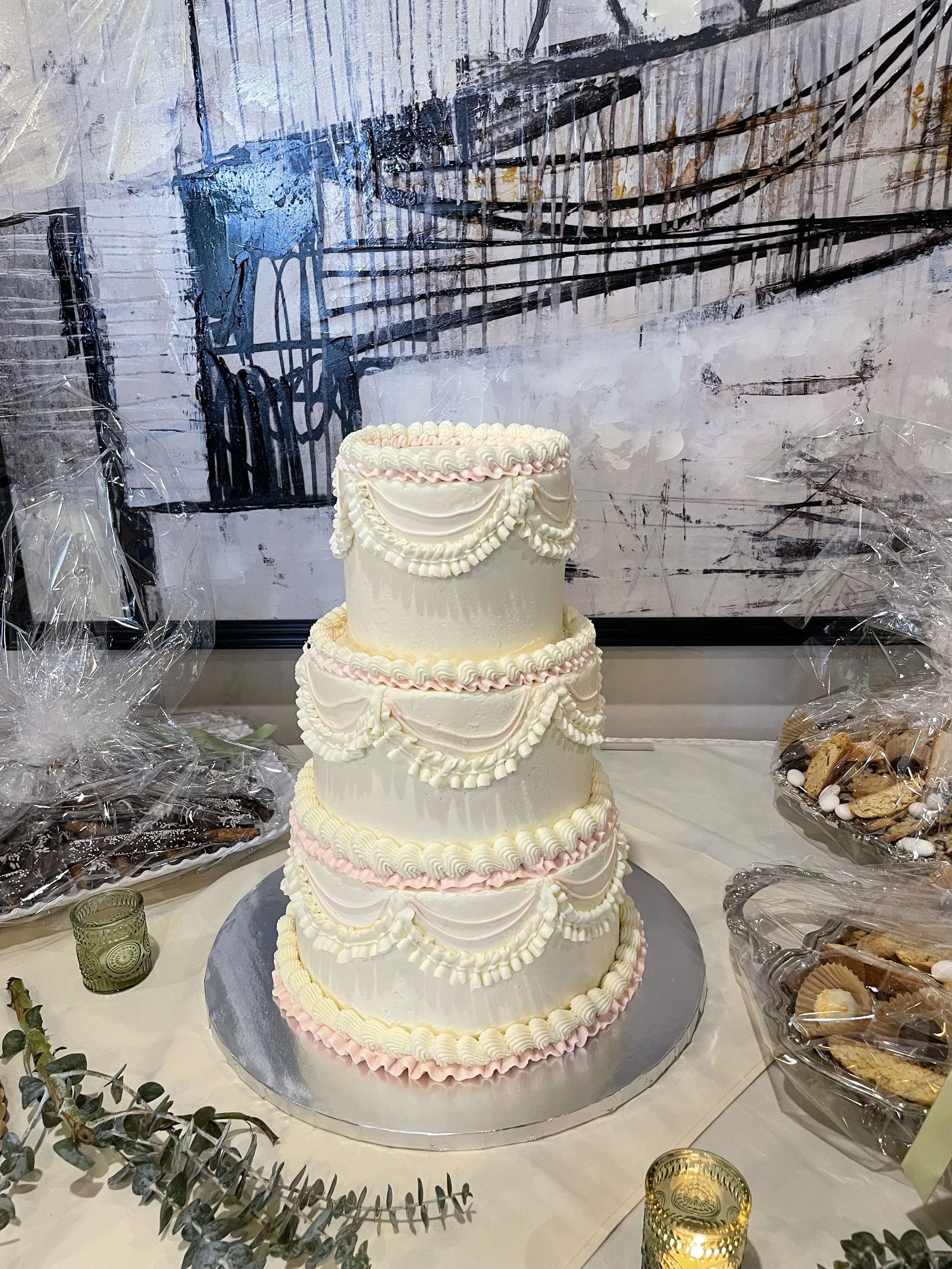Il Villaggio Fountain Room cake.jpg