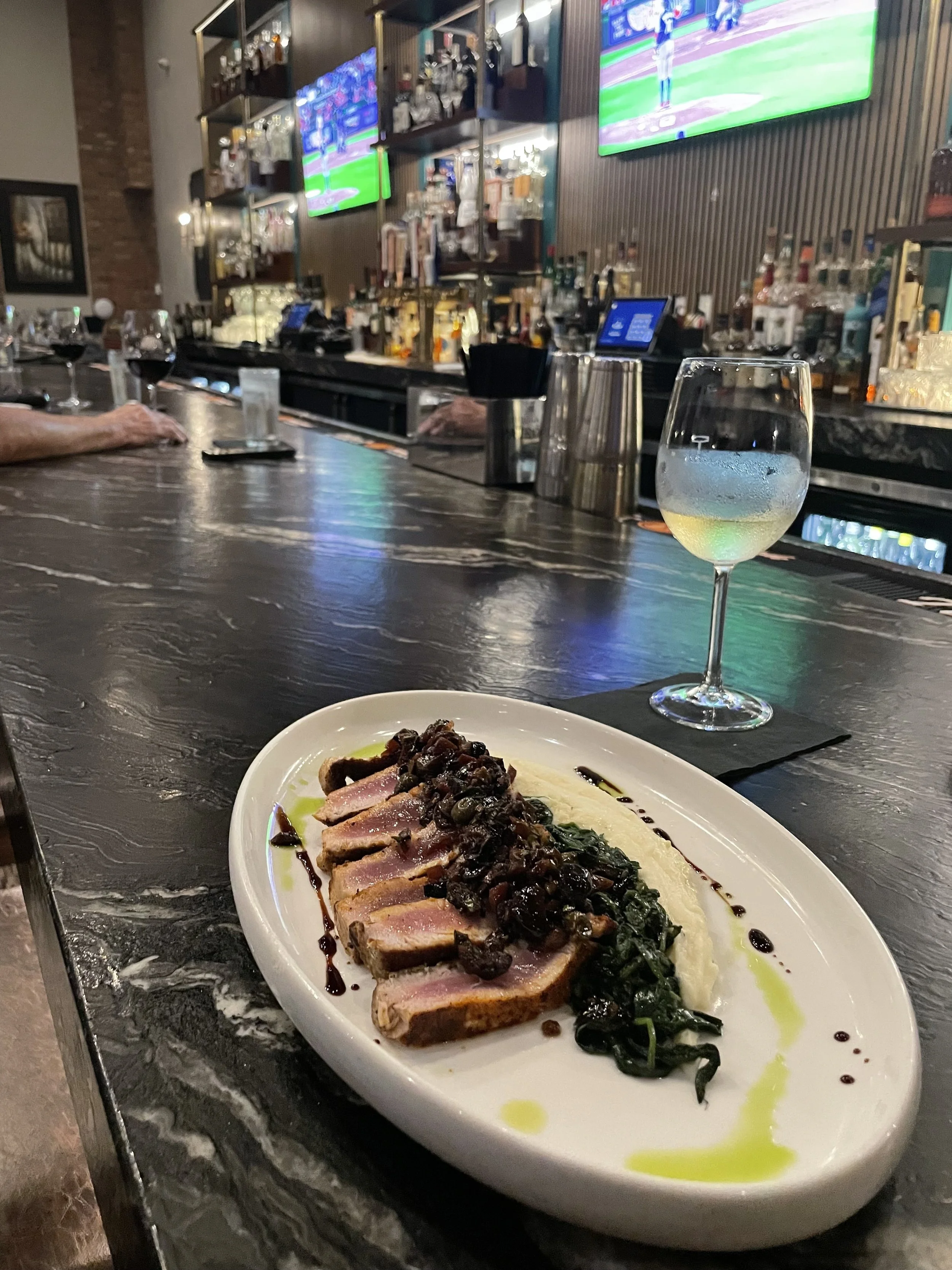 Il Villagio Bar with Seared Ahi Tuna.jpg