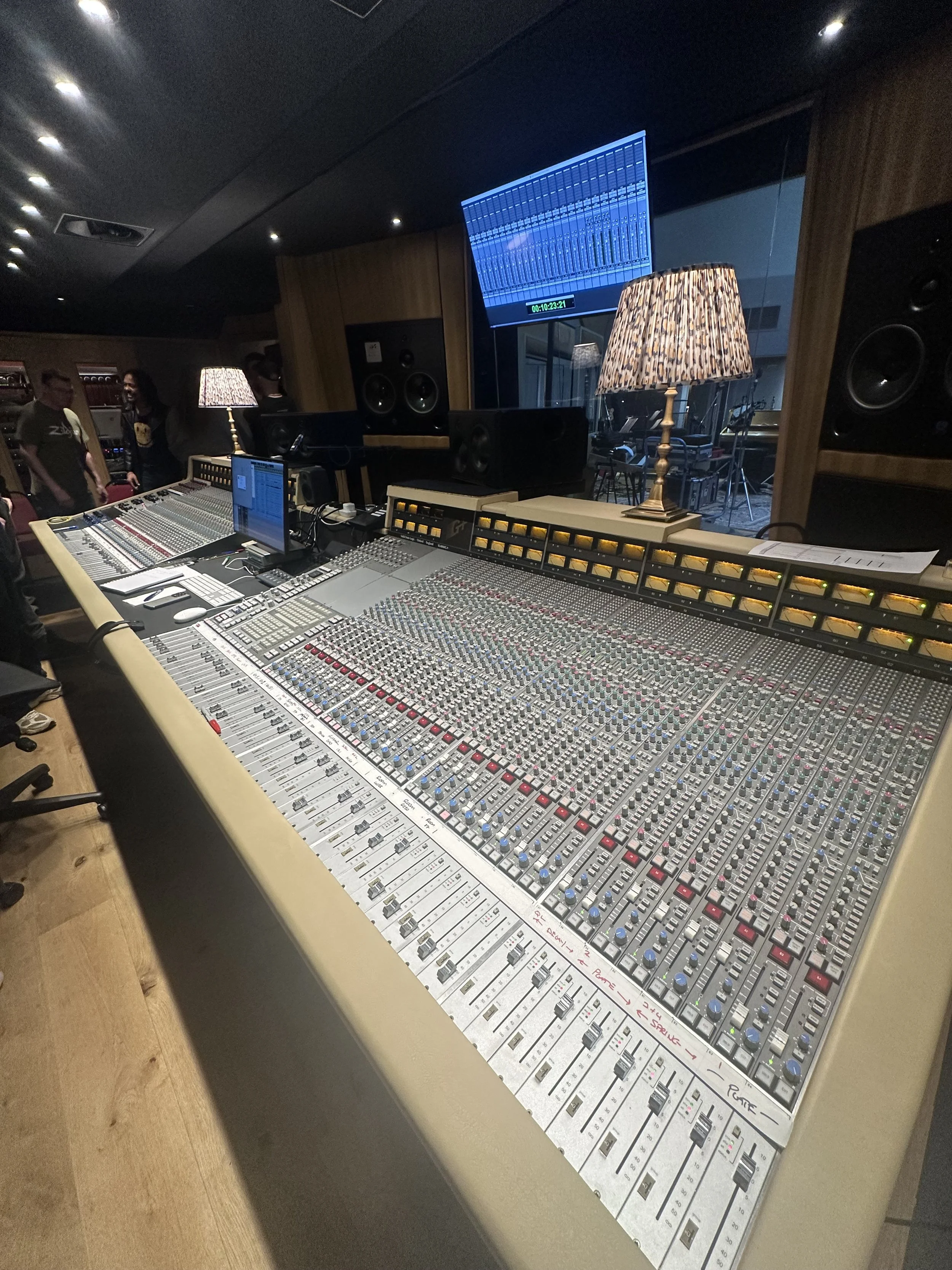 9inety9ine’s Music Online