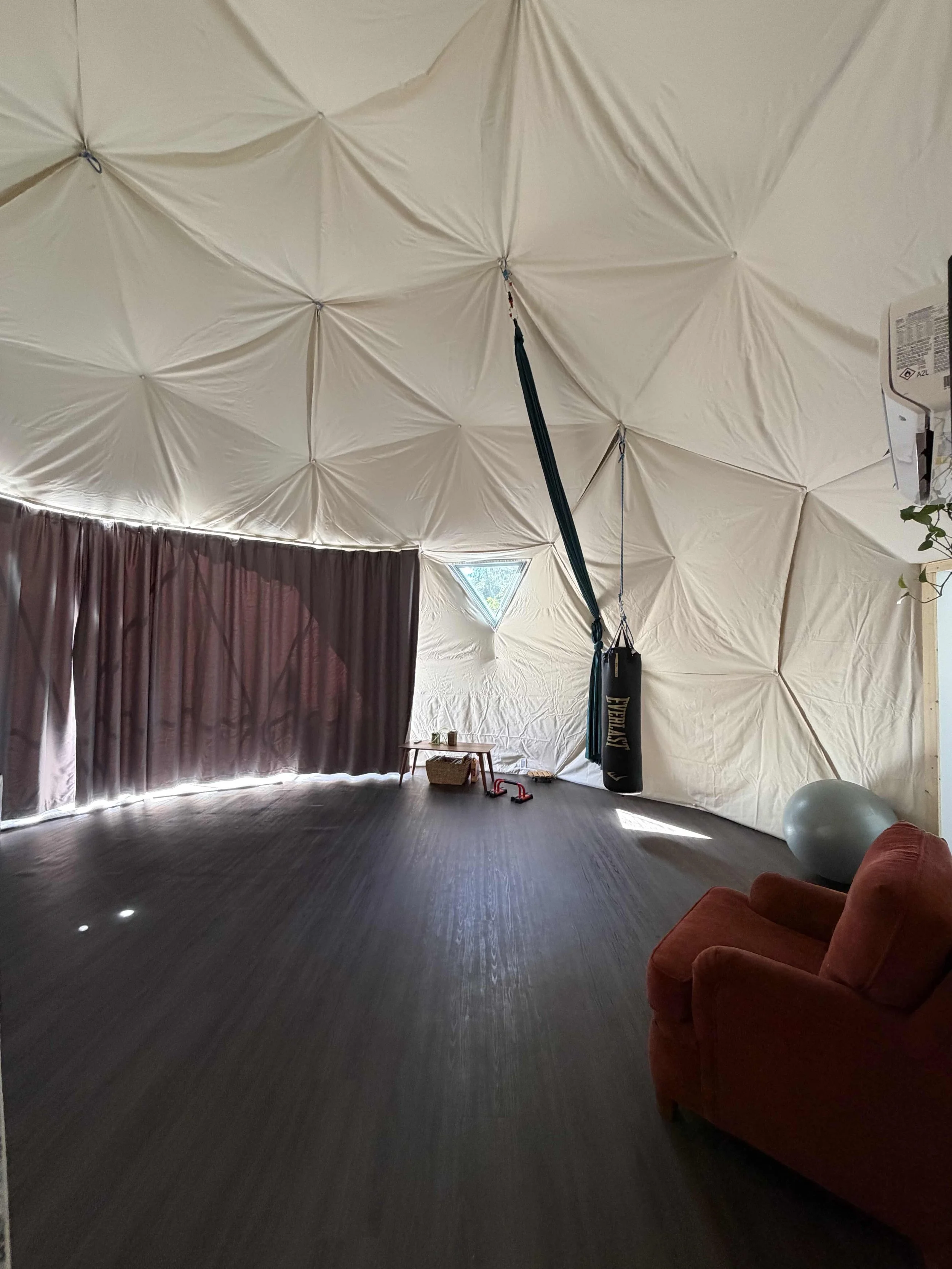 Domeinside3.jpg