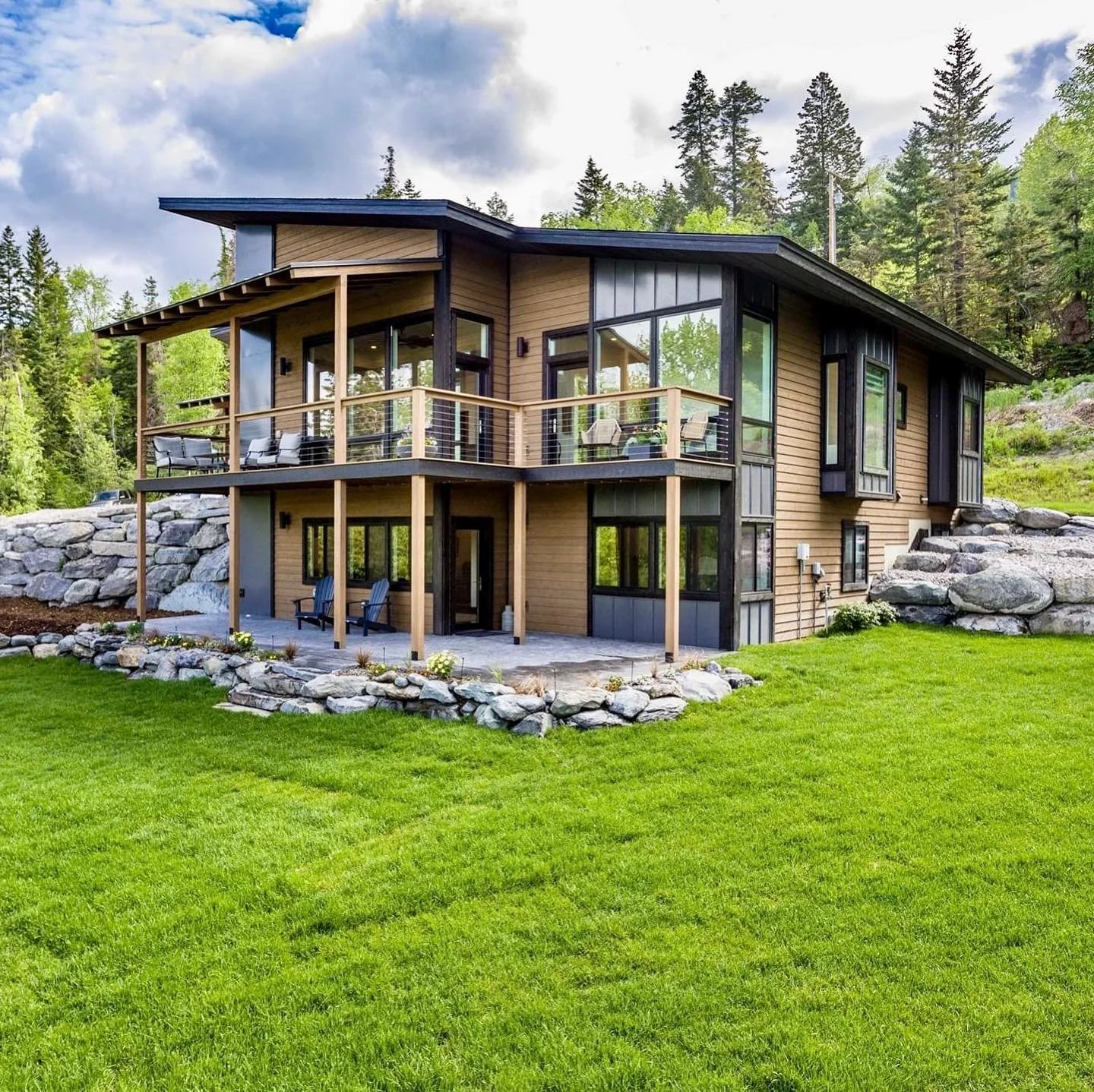 A modern design and build on the east shore of Flathead Lake.
