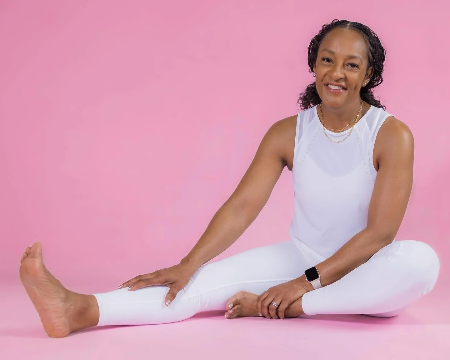 Hey there, Striders! What&rsquo;s on your TV tomorrow morning? 📺 

We&rsquo;ve got your answer! 

Our fearless Founder and breast cancer survivor, @kimlevfit, will be on KATV&rsquo;s Daybreak sharing her powerful journey and how YOU can support brea