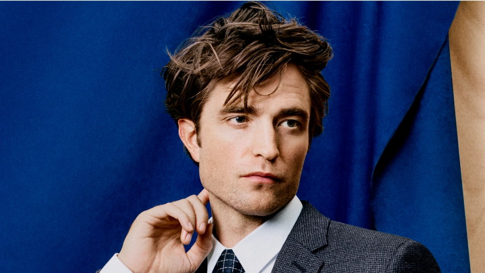 Robert Pattinson la star de la campagne SS23 de Dior&nbsp;</strong>