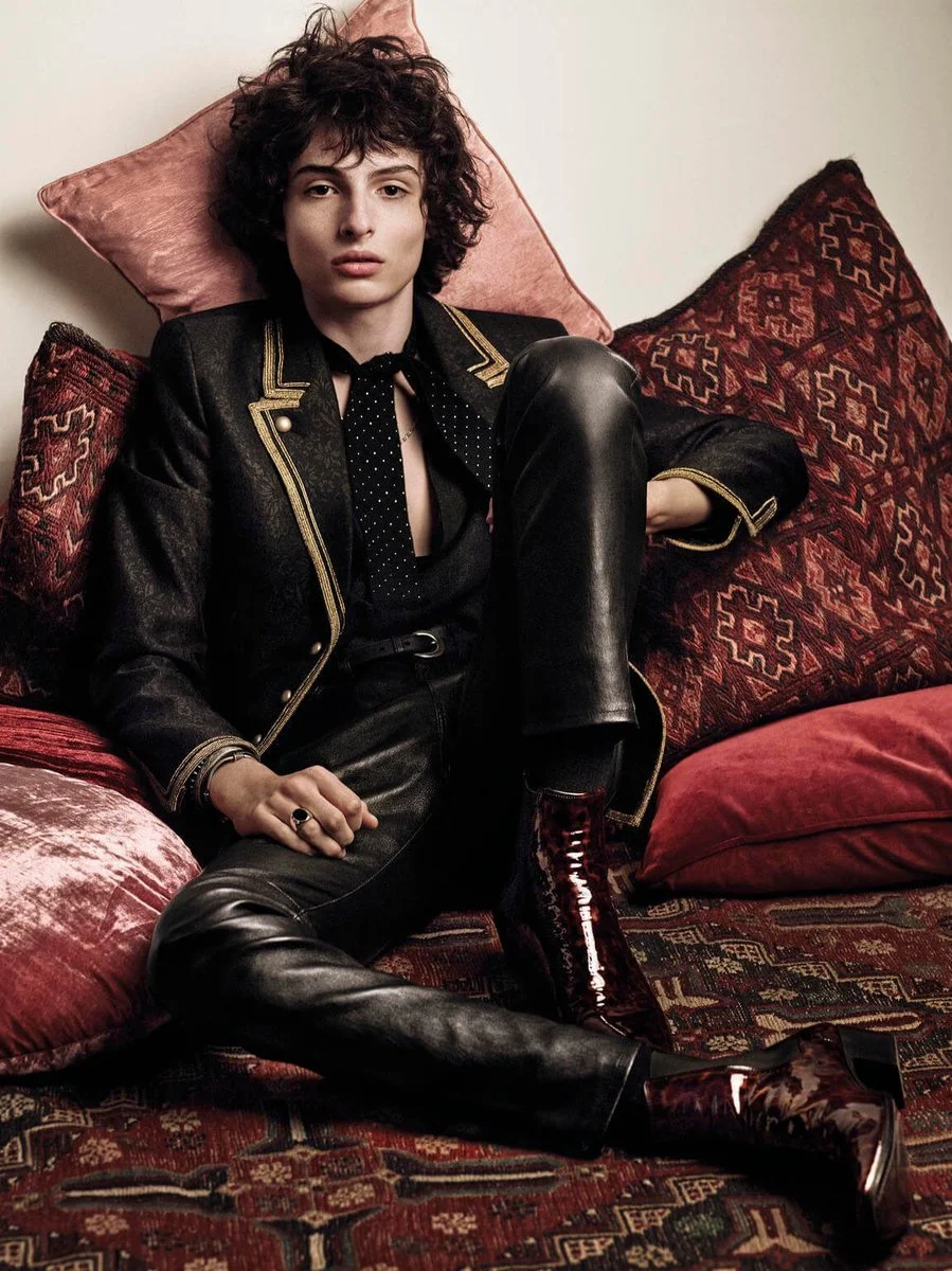 Finn Wolfhard est le nouveau visage de Saint Laurent</strong>