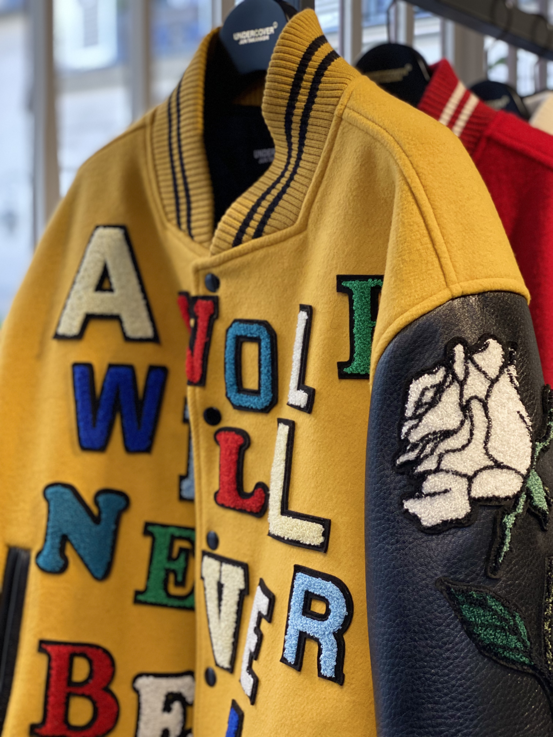 UNDERCOVER AH23, exprime le COSMIC d'UNDERCOVER