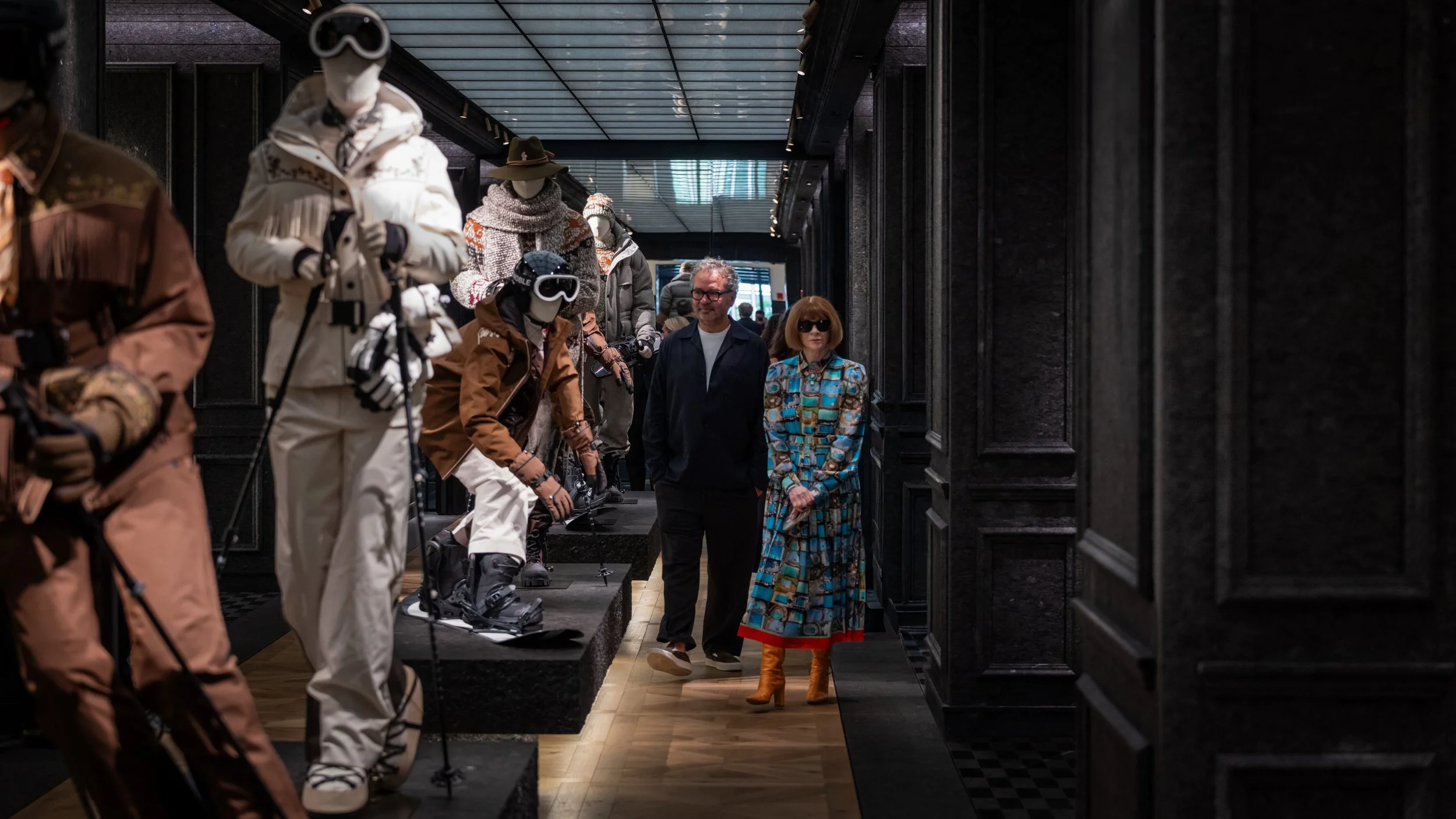 MR RUFFINIS & ANNA WINTOUR dans la boutique Moncler Fifth Avenue