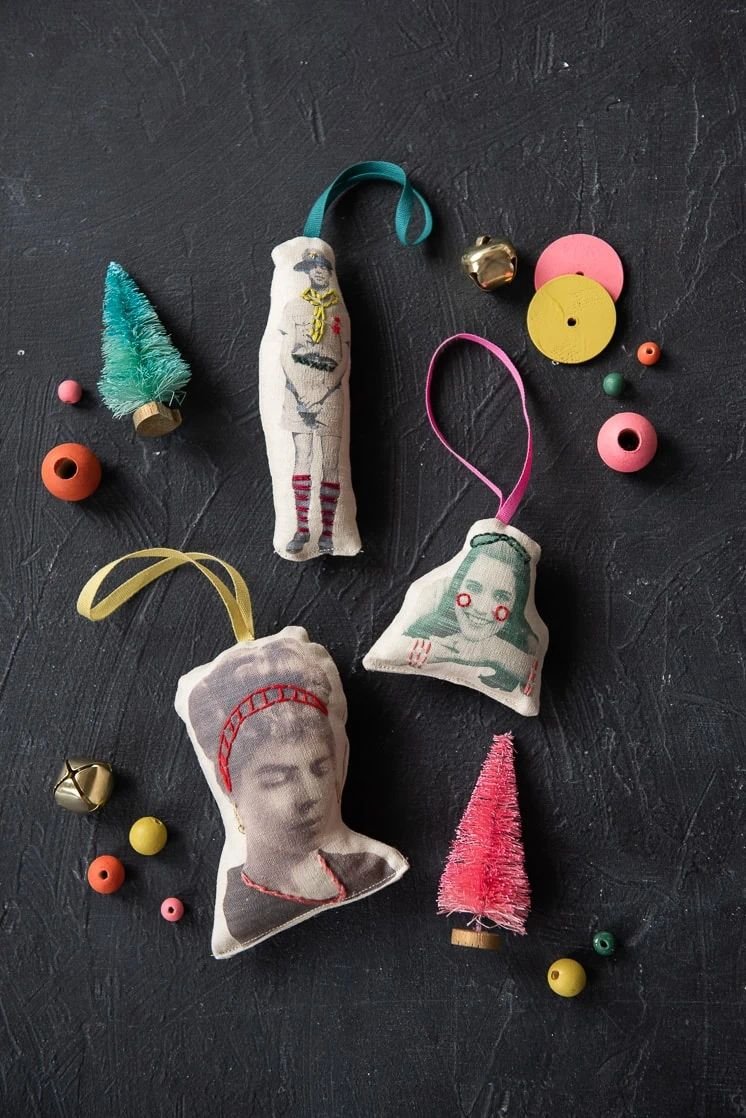 Lars Ornament 05.jpg