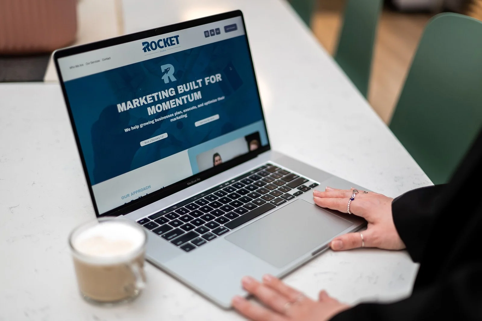 Copywriting and AI: How to Use AI Tools Without Losing Your Brand Voice