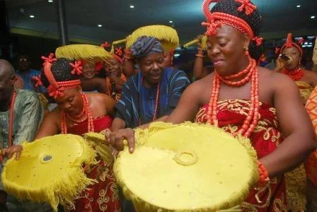 homaj-ondo-dancers-kingsunnyade