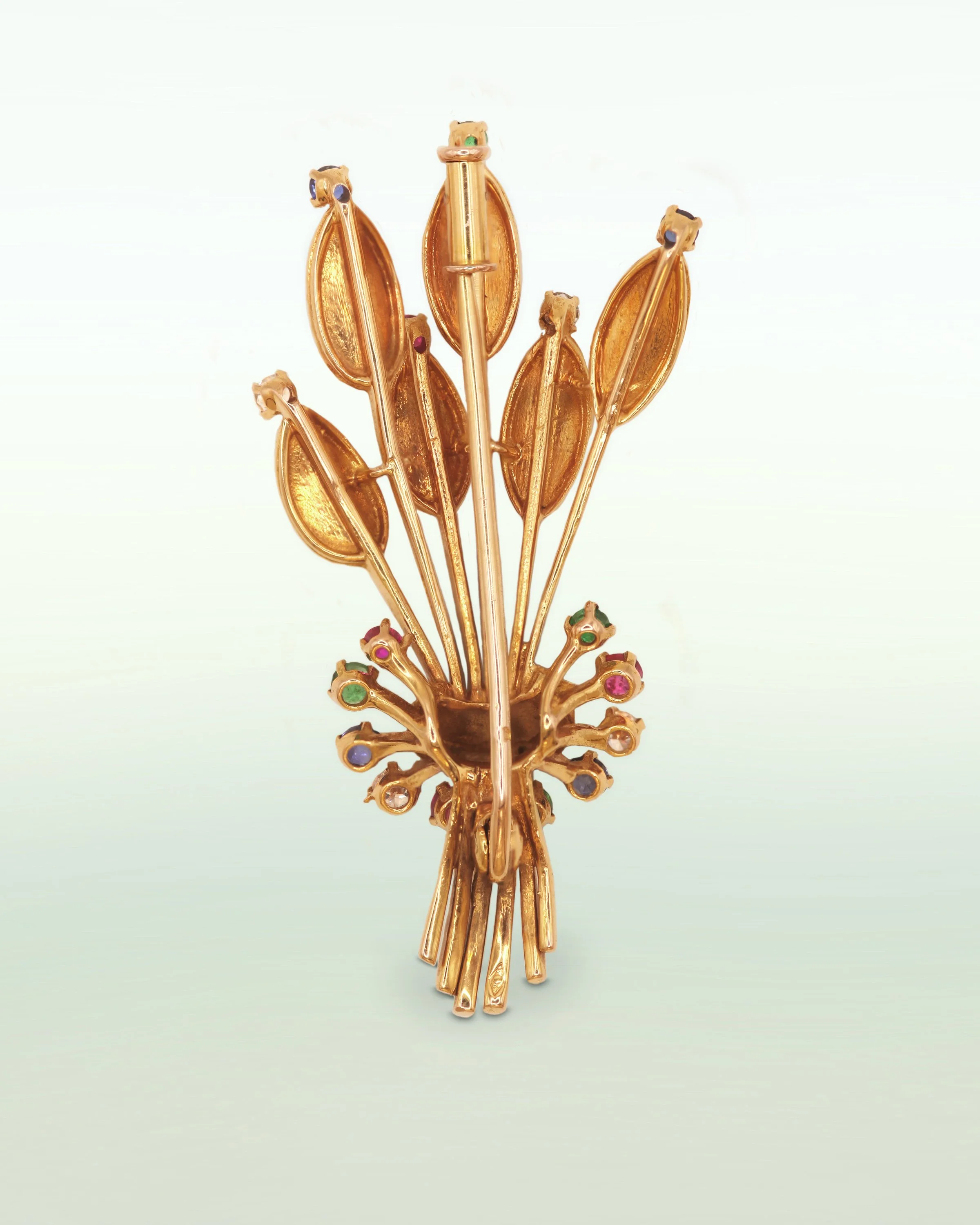 Brooche9B.jpg