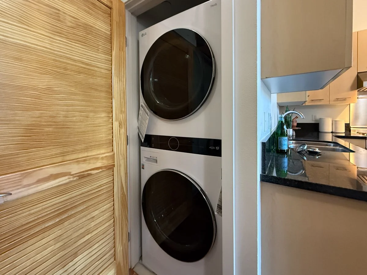 In unit washer/dryer.