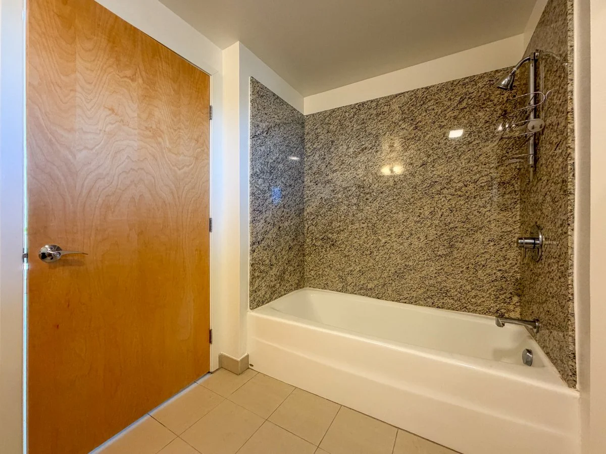 Primary bath. 