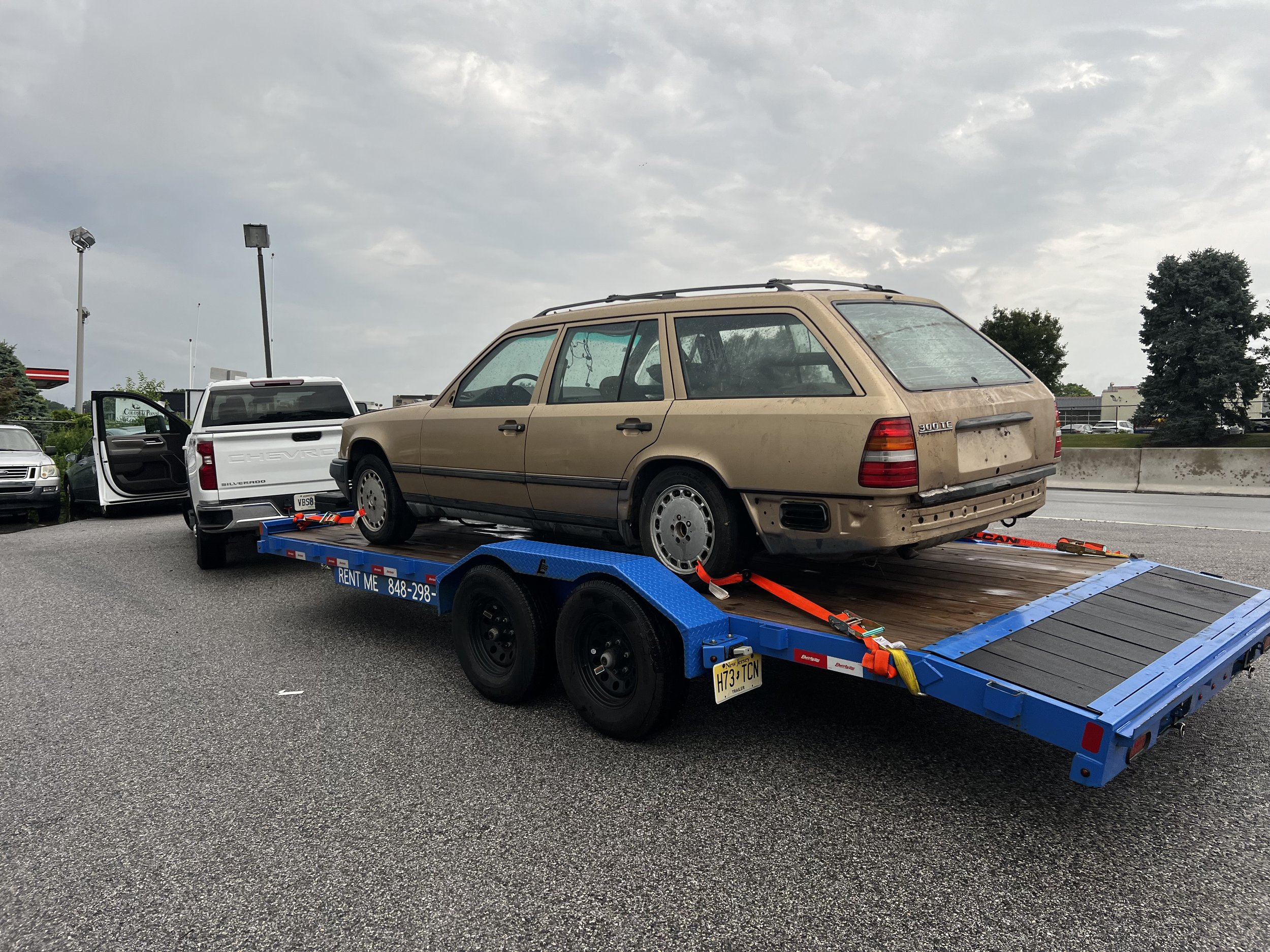 blue-trailer-rentme.jpeg