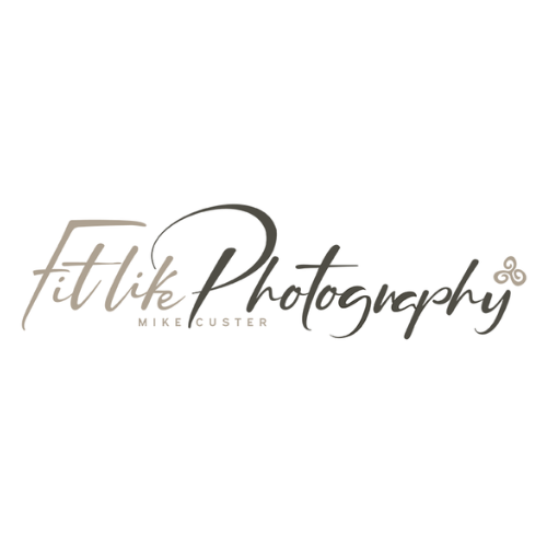 Elegant Circle Signature Photography Logo (500 x 500 px) (4).png