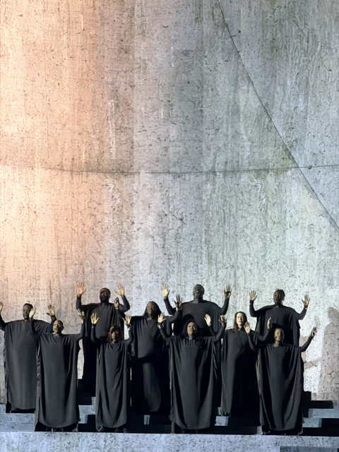 Chorale Medium.png