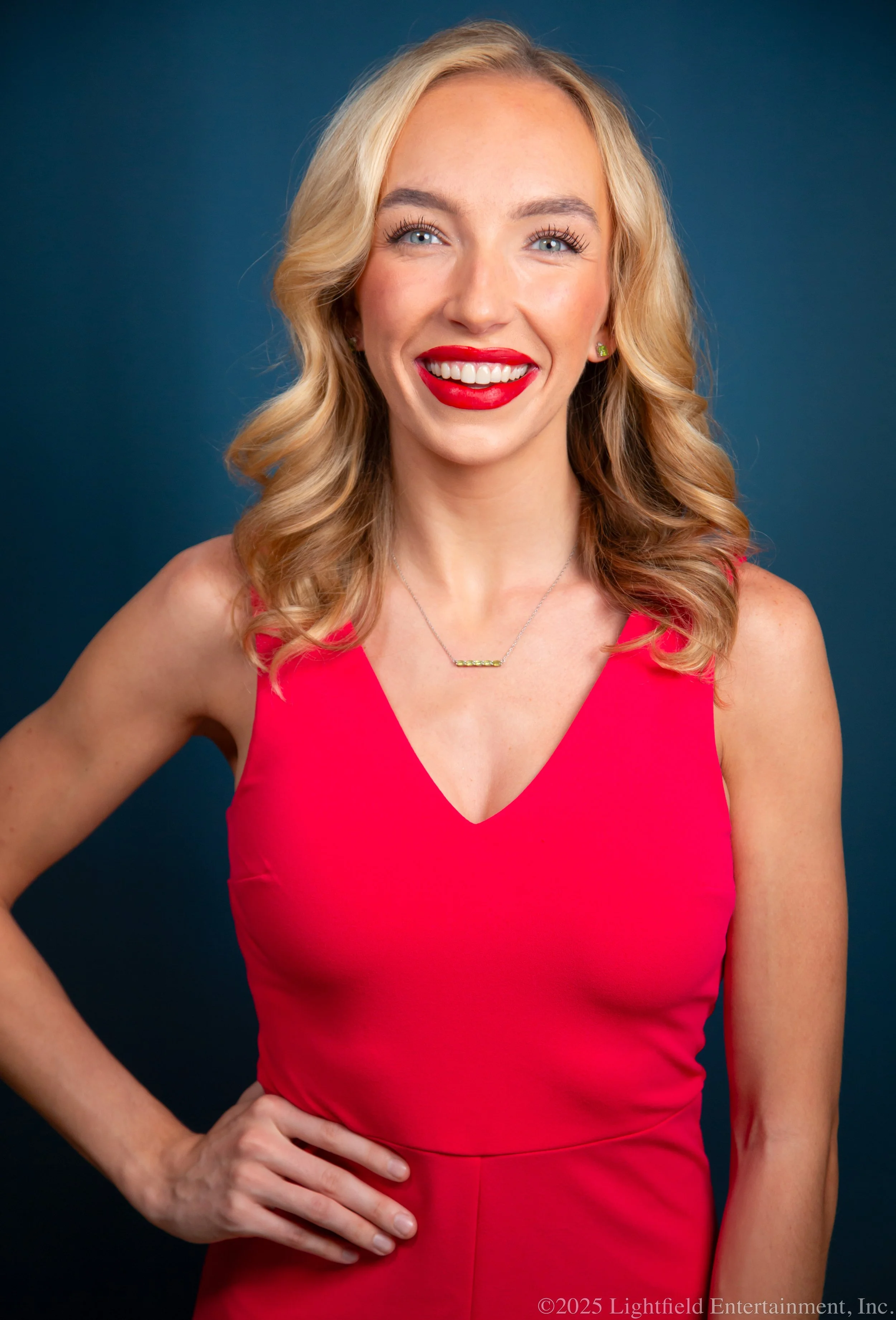 LFE Headshots - Emma 10.1.25-4392.jpg