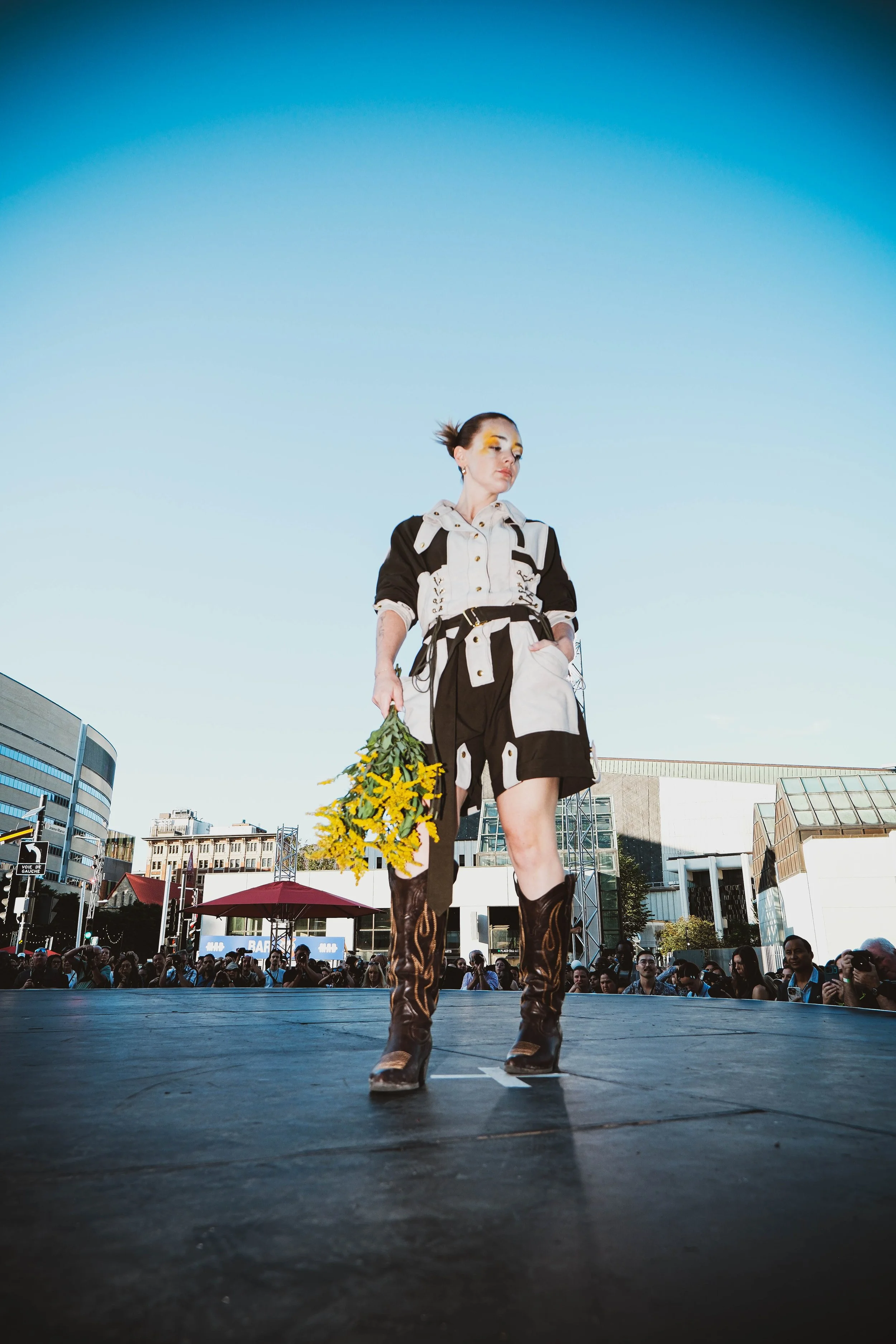 21.08_FASHION PREVIEW runway_@mawuliiiiiiii-13.jpg
