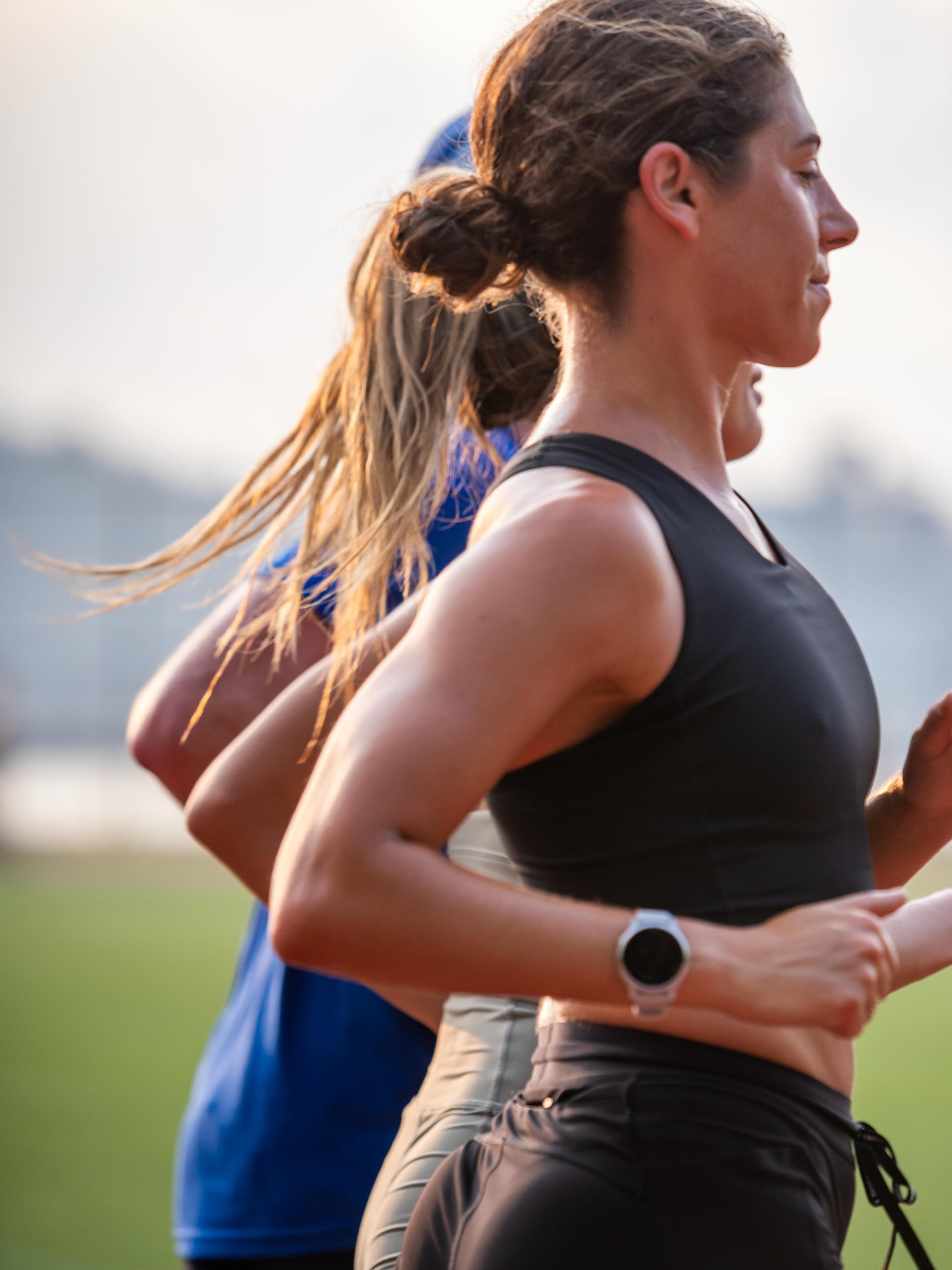 &lsquo;On The Run&rsquo; therapy offers athletes an alternative to sitting still while talking. 

Jogging or walking during therapy sessions provides a somatic experience to the therapeutic process and brings joy to the work of therapy.