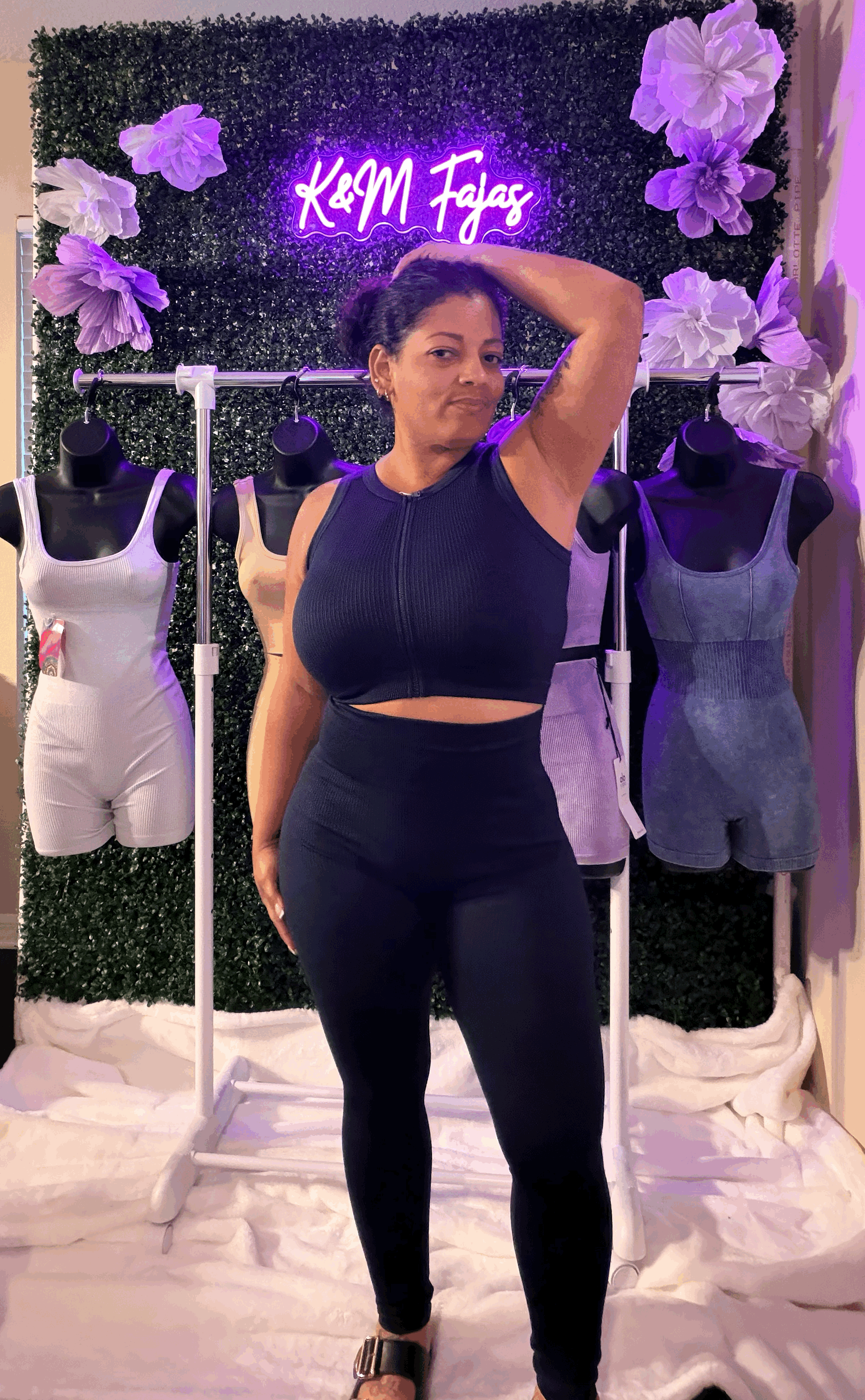 2 piece set sleeveless with zipper