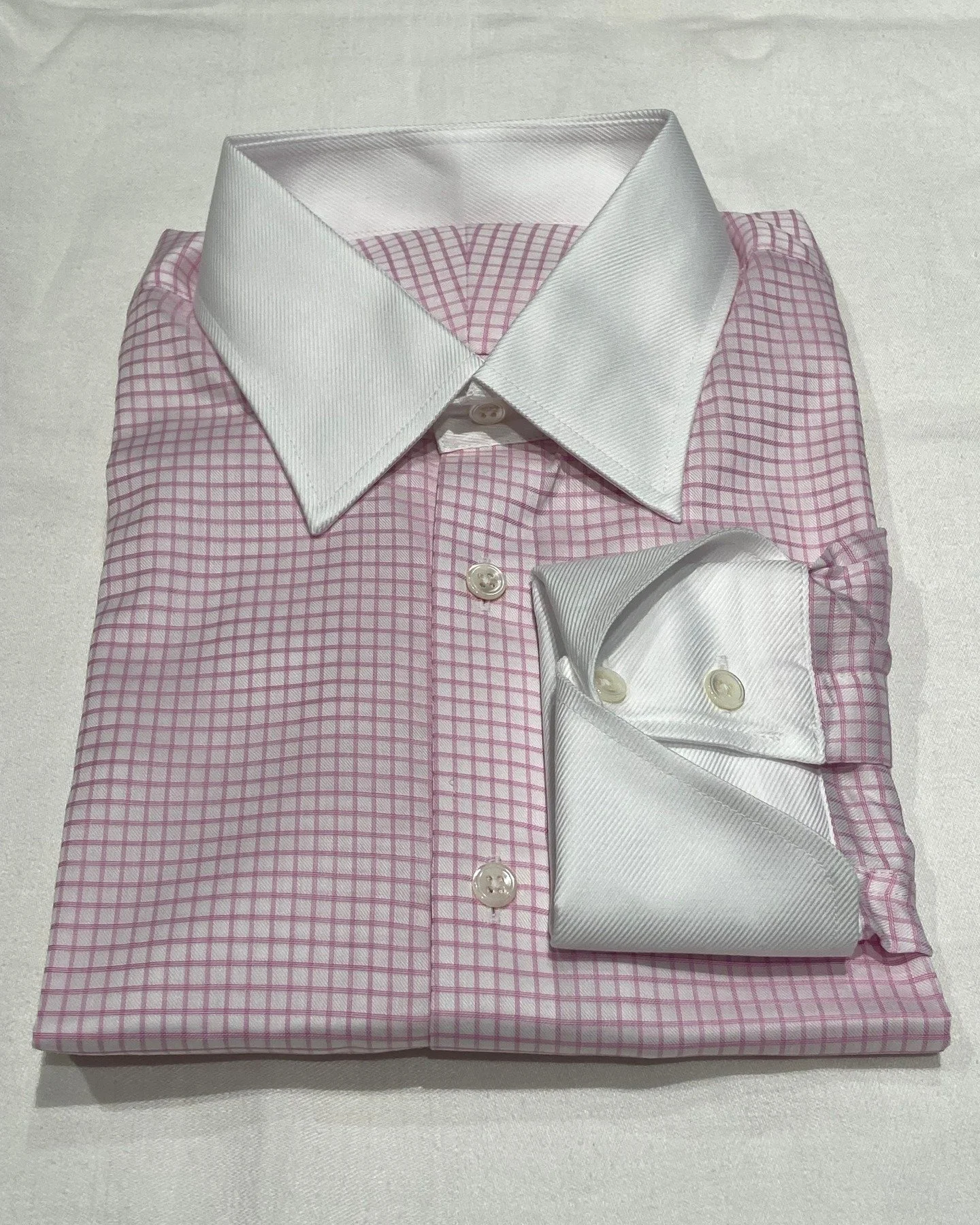 Spring is here!

#cocktailcuff #pinkcheck #dressshirt #twillshirt