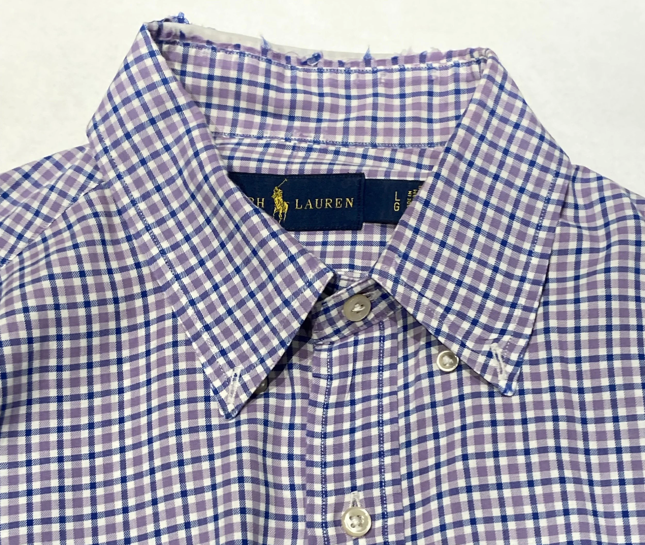 Frayed Oxford Collar Button Down collar