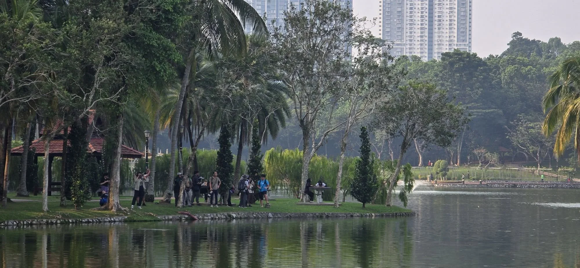  Counting from opposite bank [Photo credits: Tang Tuck Hong] 