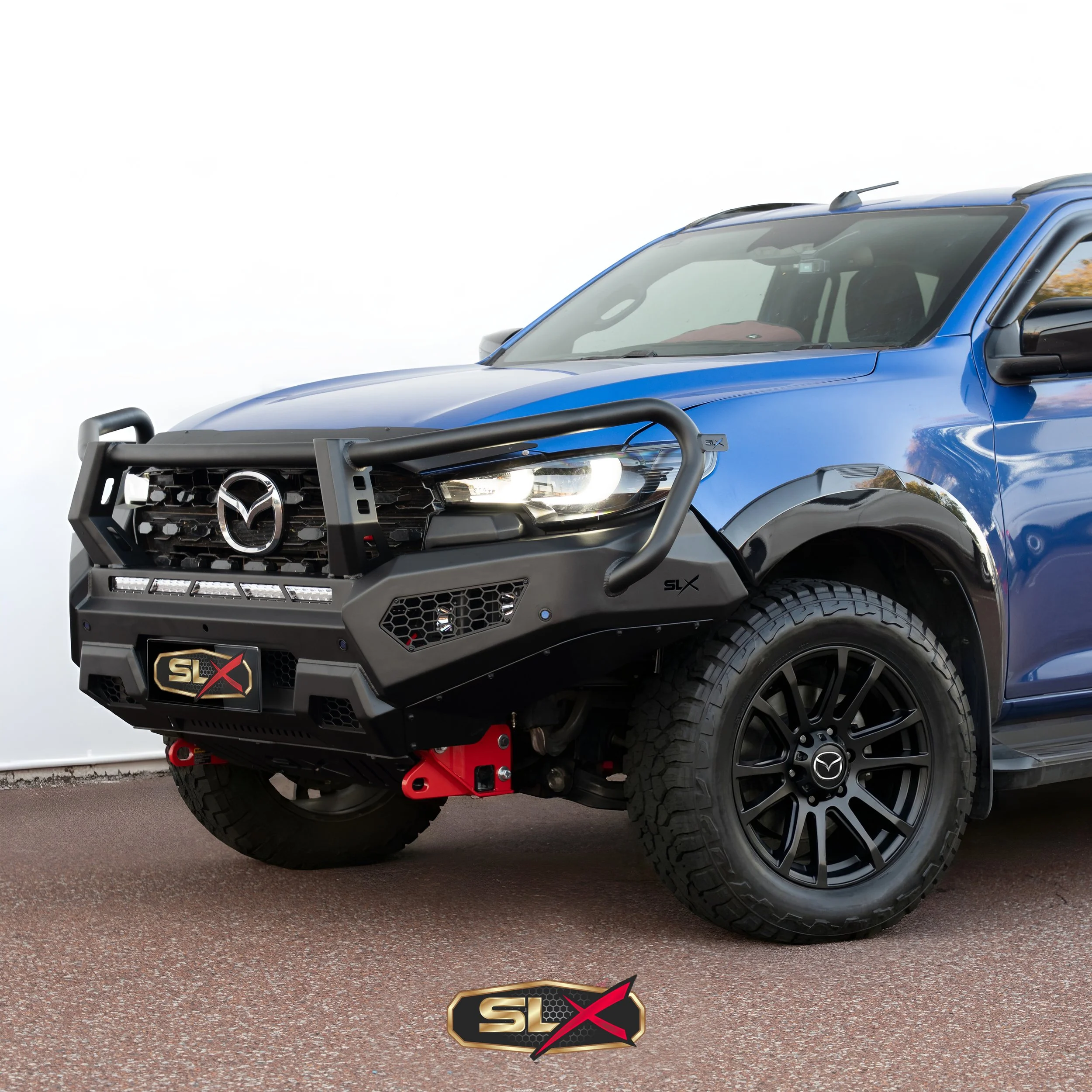 slx-bullbar-mazda-bt50-offroad-ready (1).jpg